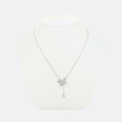 Collana con ciondolo a farfalla con pavé di diamanti di Boodles