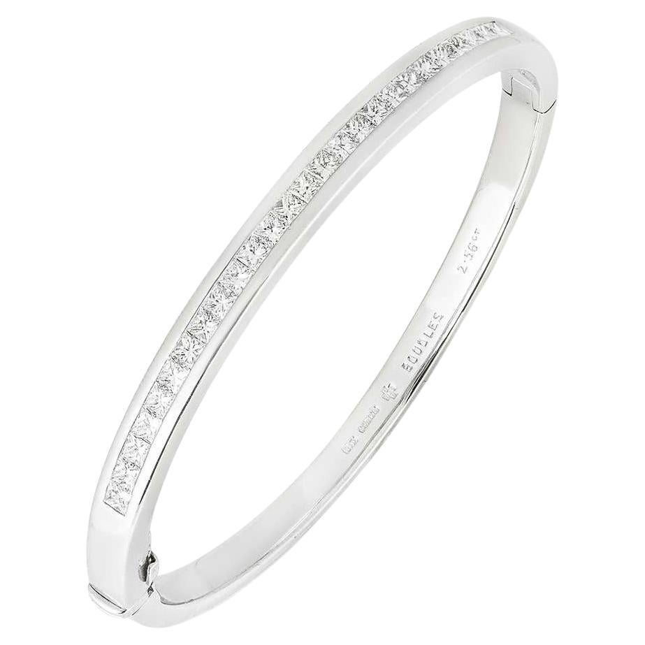 Boodles Platinum Princess Cut Diamond Set Bangle 2.56ct en vente