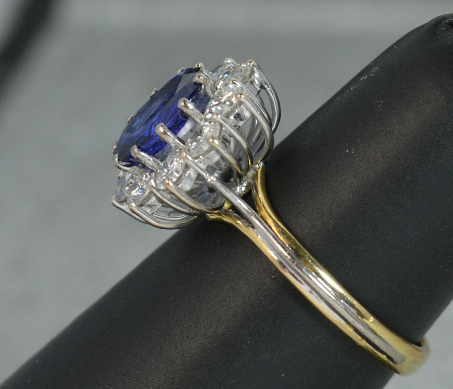 Boodles Sapphire 1.00 Carat VS1 Diamond 18 Carat Gold Cluster Ring 2