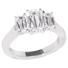 Boodles Trilogy Ashoka Cut Platinum Diamond Engagement Ring (bague de fiançailles)