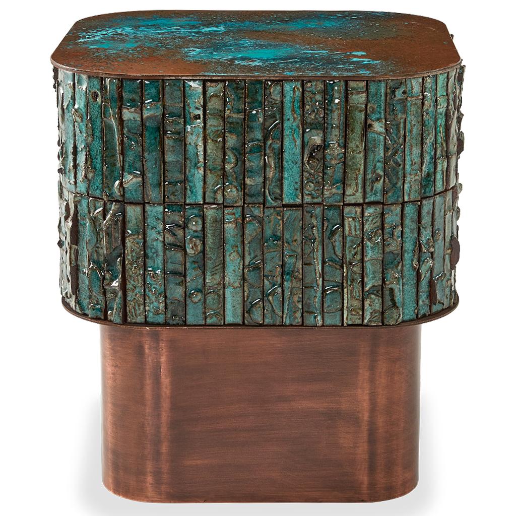 Boogie Nights Handgefertigter Beistelltisch aus Keramik, Bronze, Stahl und Verdigris-Kupfer (Südafrikanisch) im Angebot