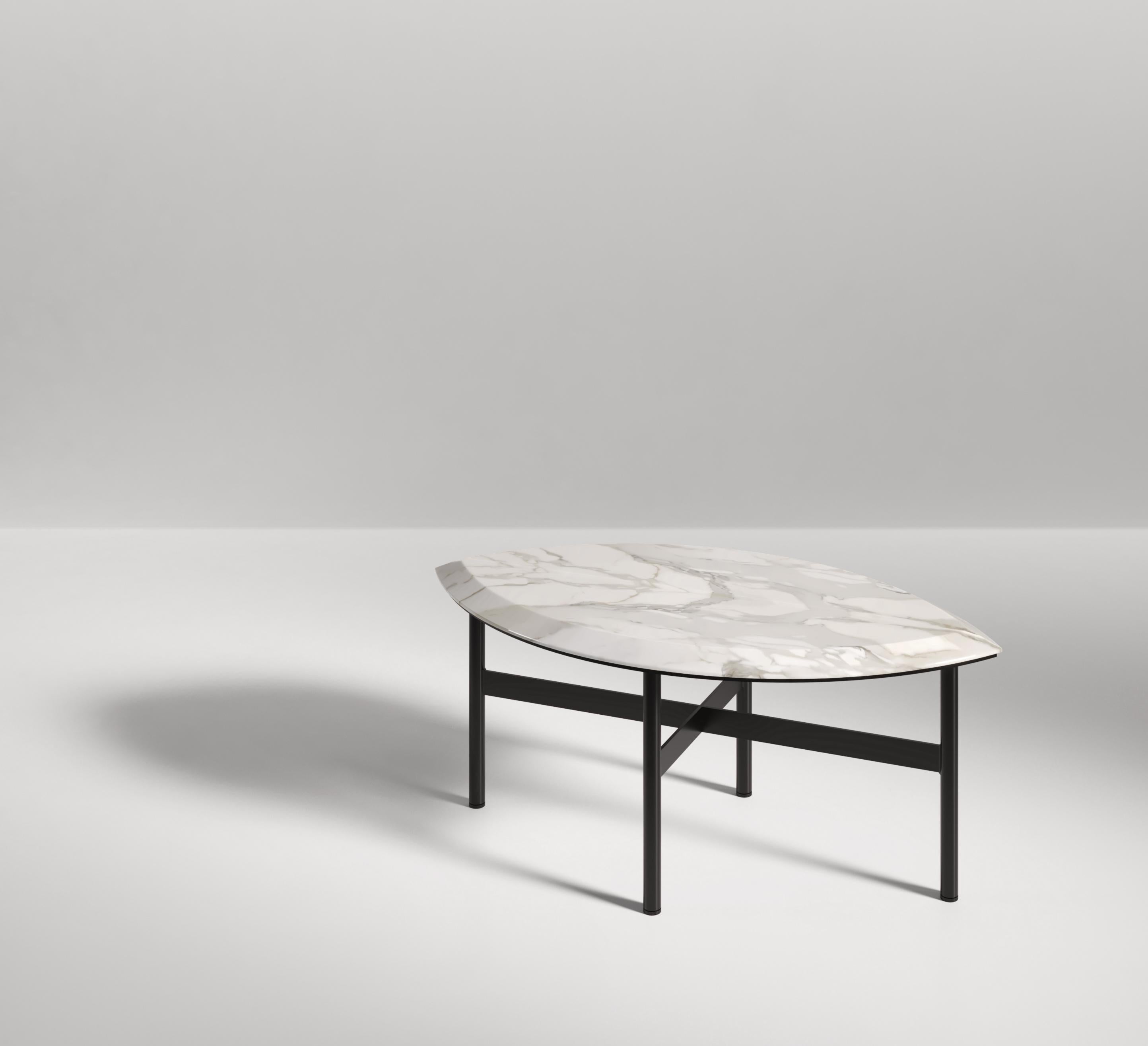Book 1 Contemporary Coffee Table in Marble and Metal In New Condition For Sale In London, GB