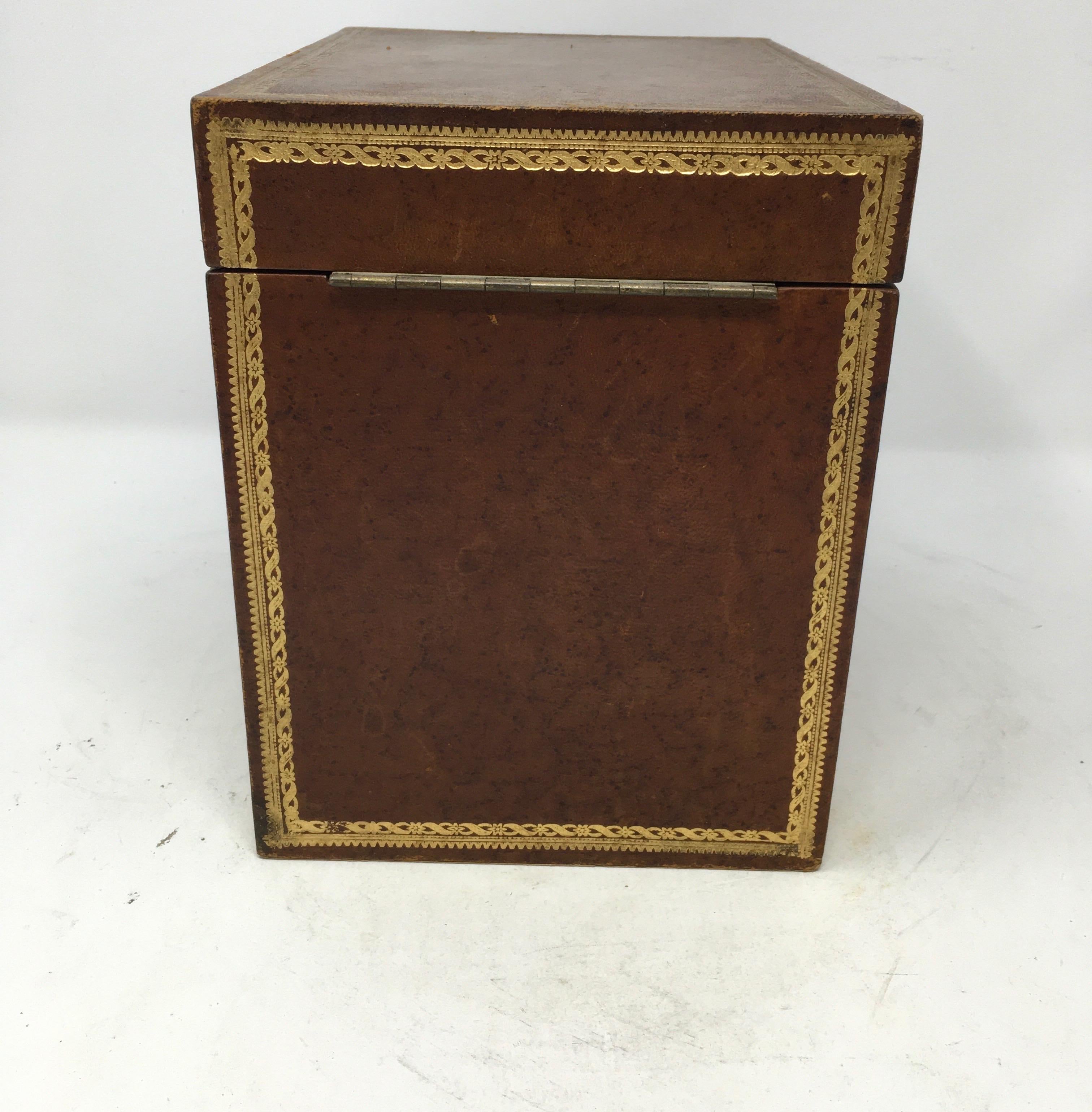 Book Box In Good Condition For Sale In Houston, TX