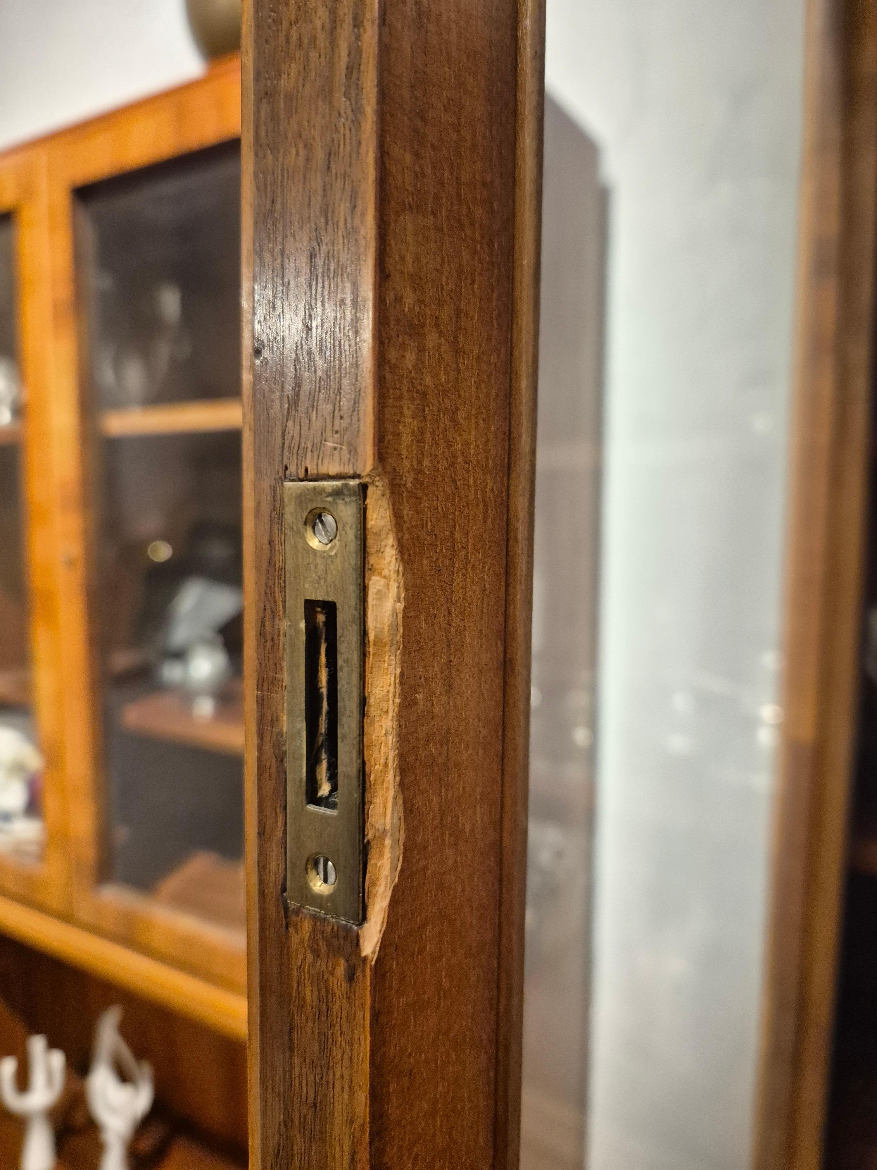 Librerie / vetrine in noce di Brumax, Germania anni '30 in vendita 7