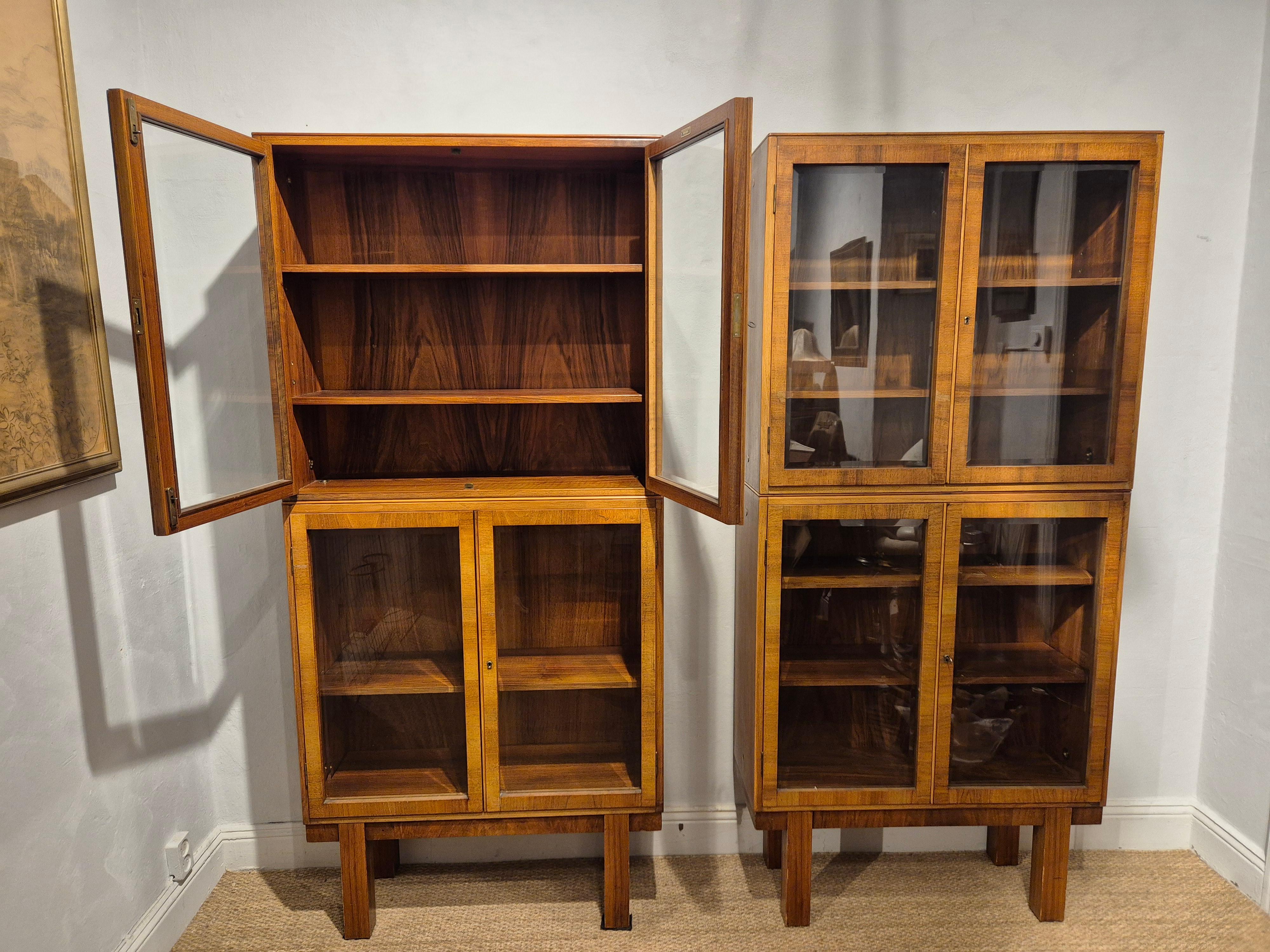 Librerie / vetrine in noce di Brumax, Germania anni '30 in vendita 2