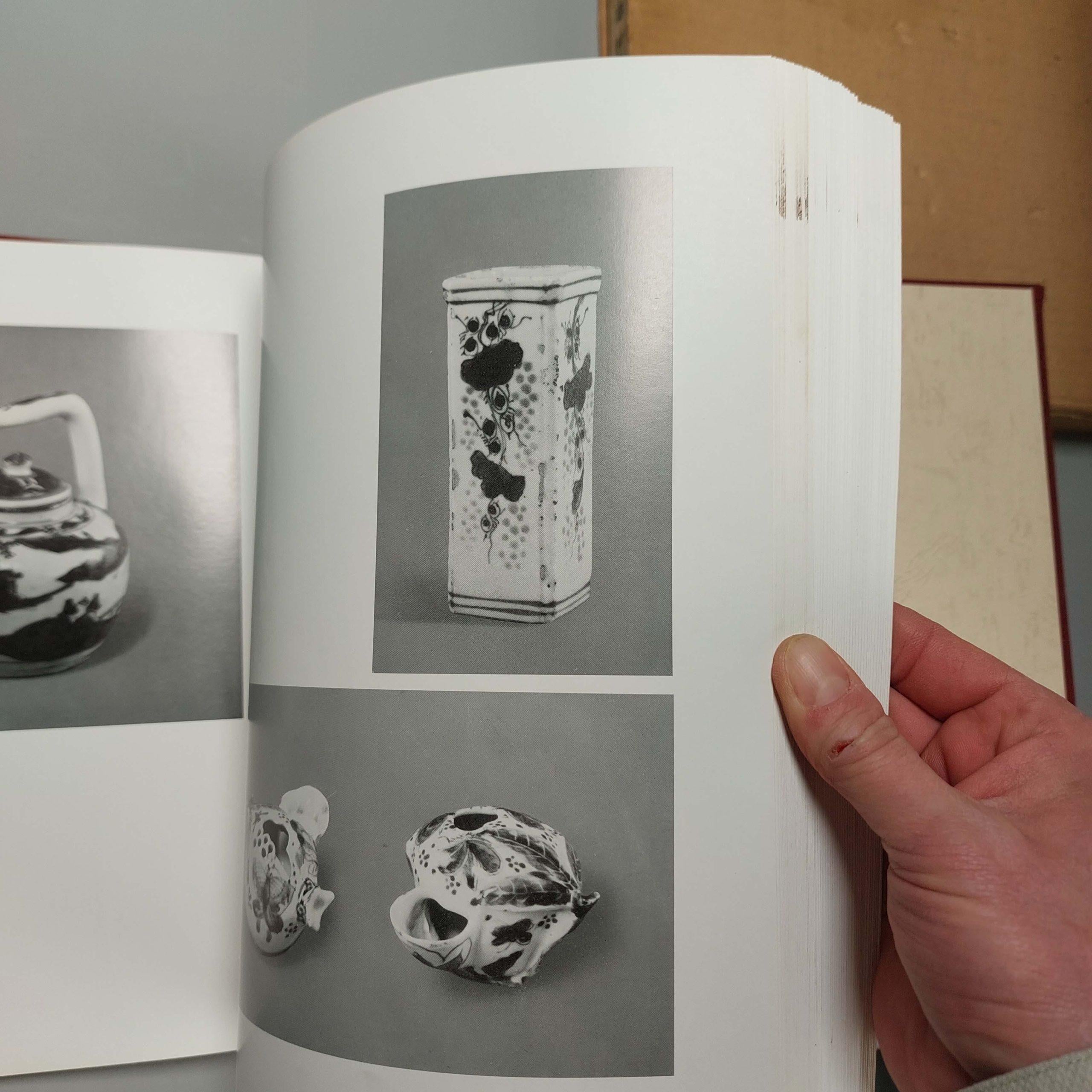 Japanese Book Chinese Porcelain Ko Sometsuke from the Kitaoji Rosanjin Collection, 1978 For Sale