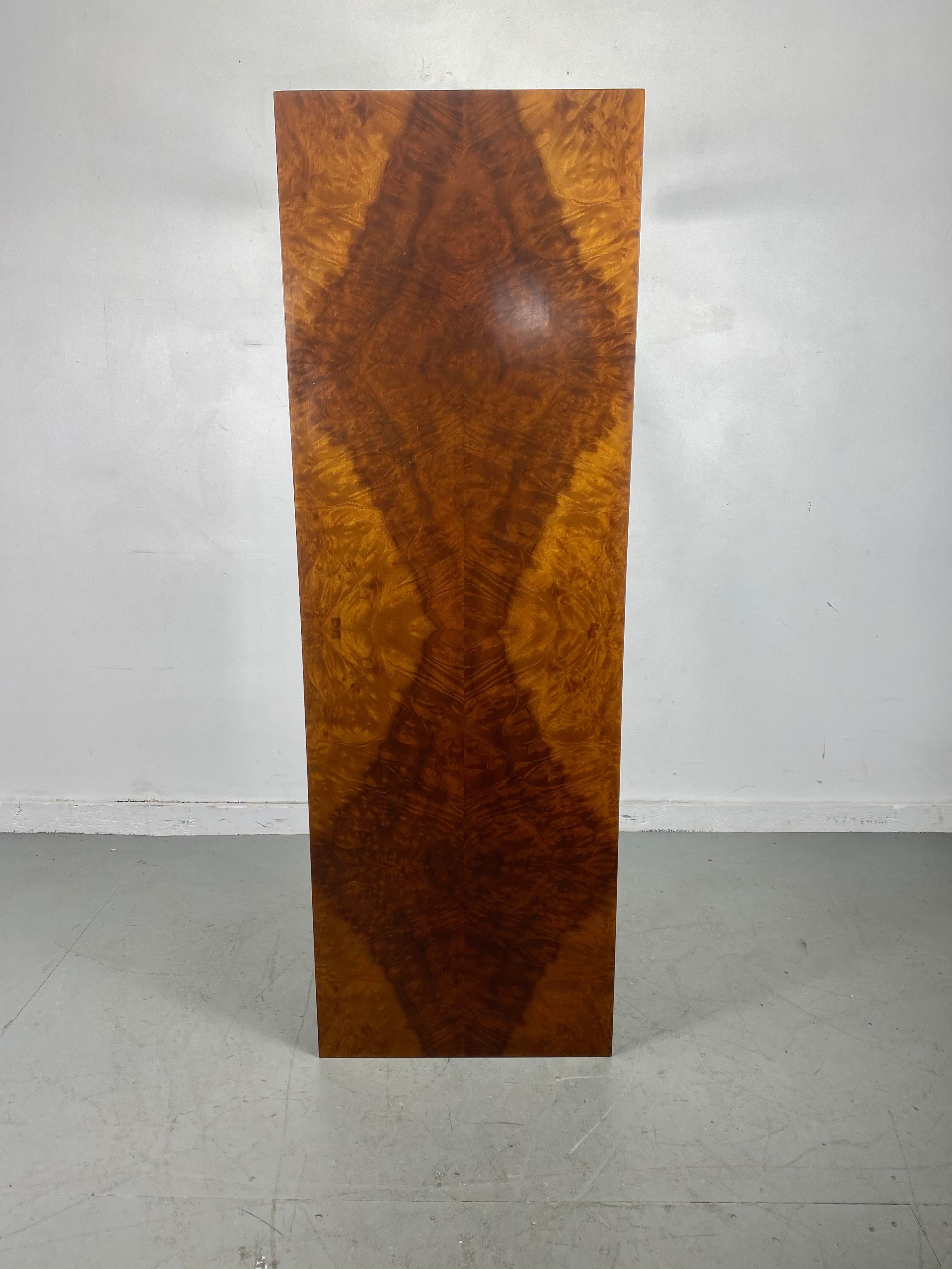 Stunning Book-matched Burl Walnut Console by Milo Baughman for Directional,, Sleek , simple ,elegant design,, 1970s Modernist Style,Amazing color ,finish and patina.. Fit seamlessly into any modern ,contemporary, antique ,ecclectic