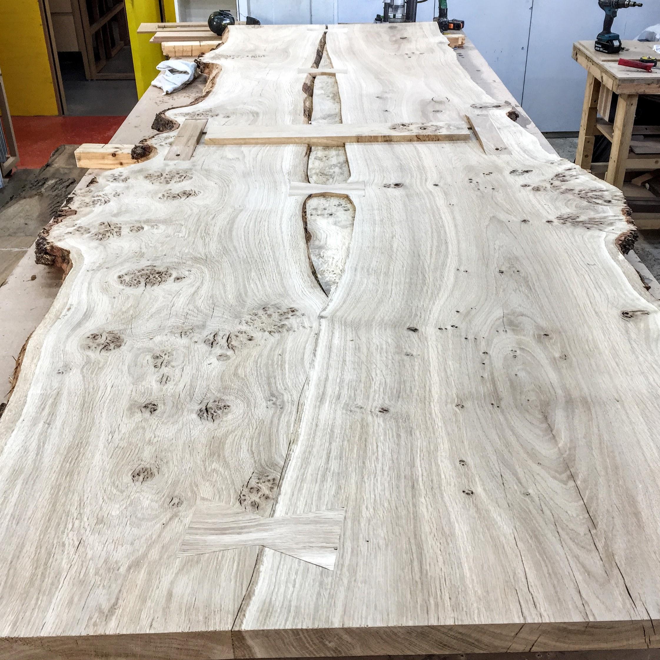 Live Edge Book-matched English oak table by Jonathan Field. For Sale 1