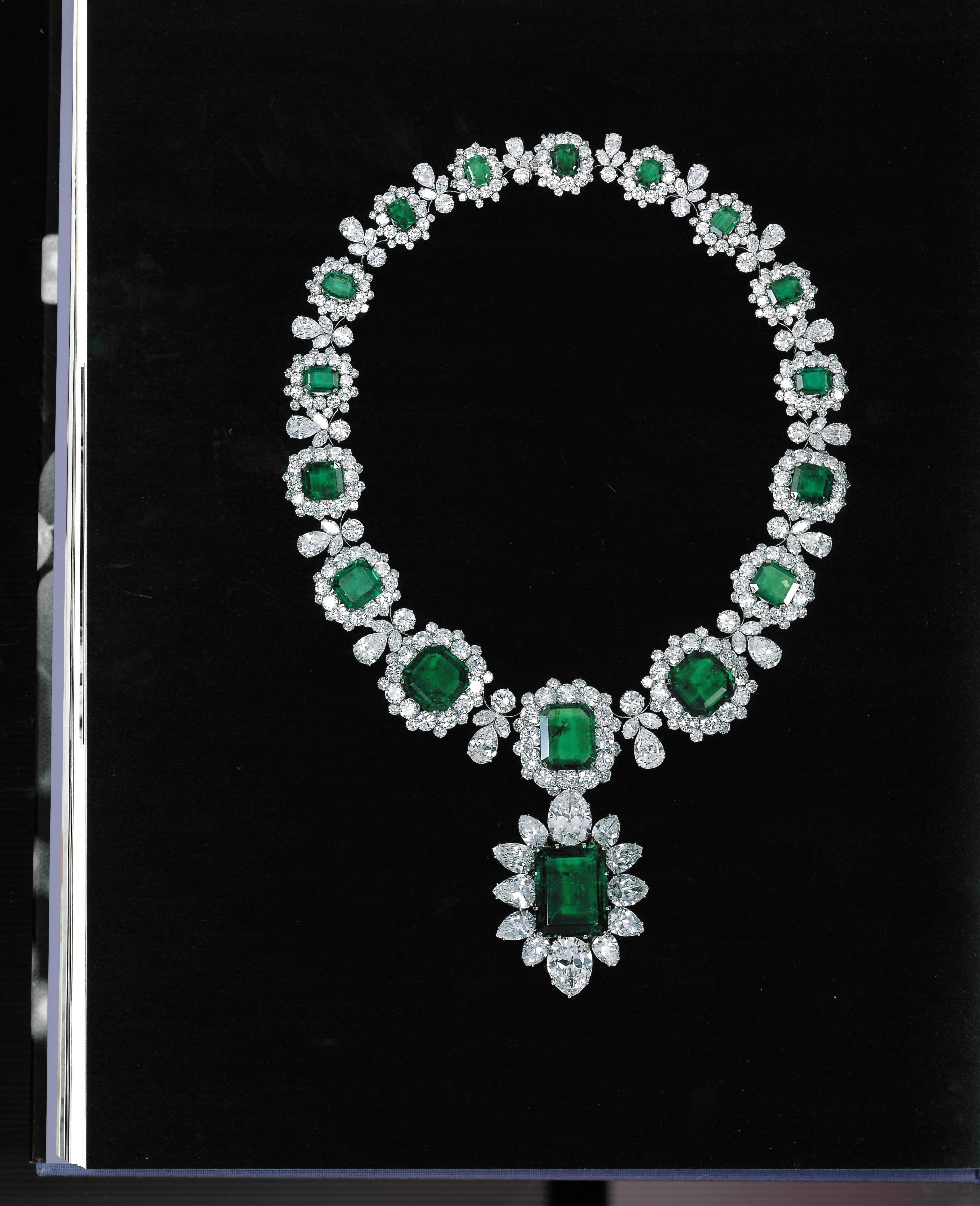 elizabeth taylor jewelry book