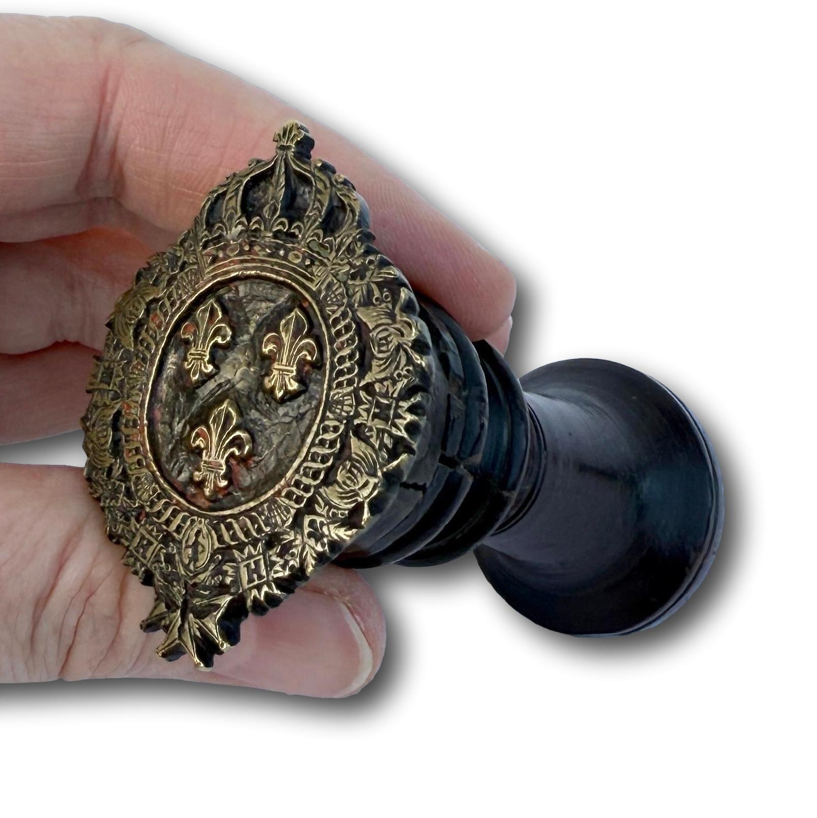 Cachet de reliure aux armes du roi Charles X. France, Paris, c. 1824-1830. en vente 4