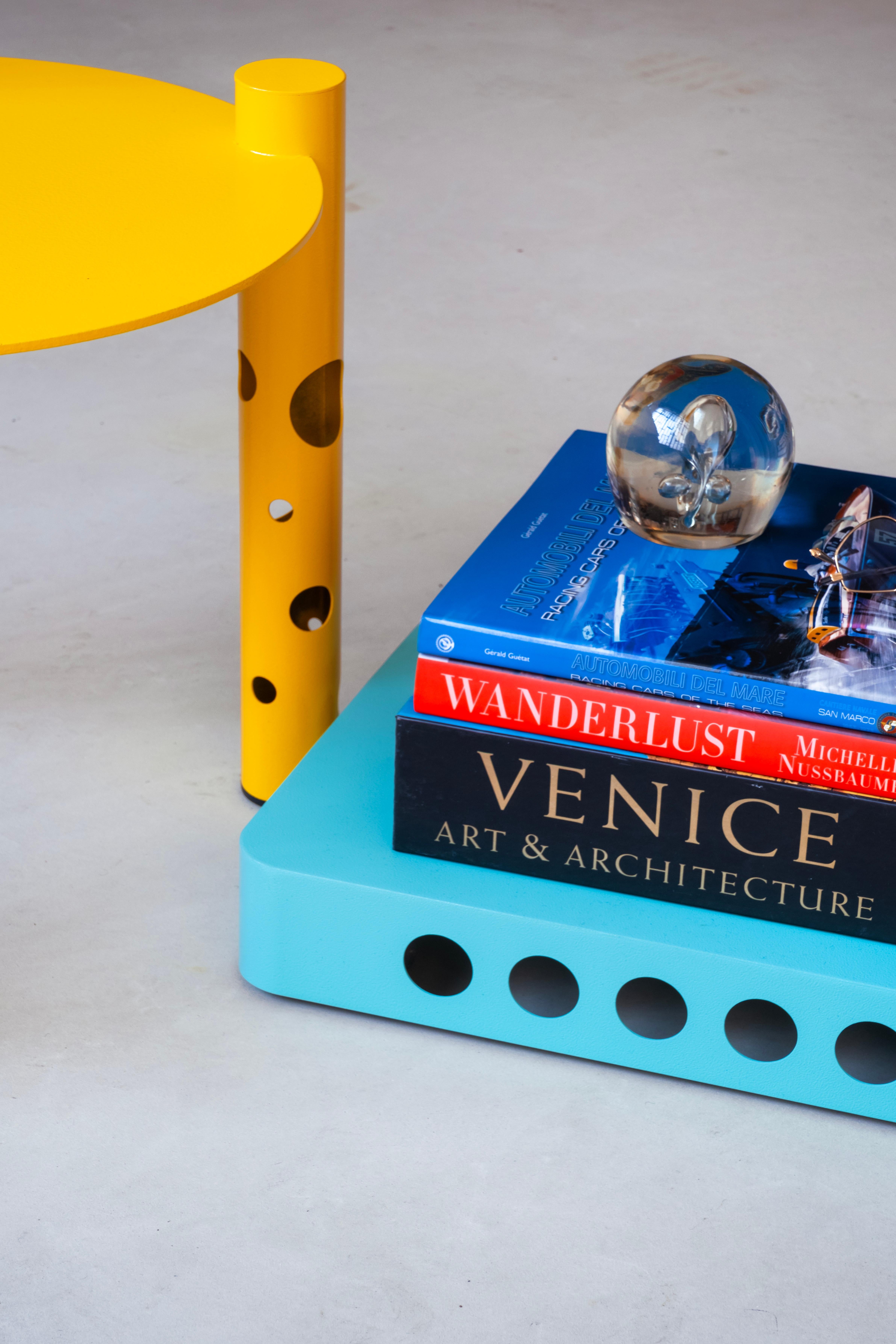 Artisanal ''Bookboard''- side table by Spinzi, bookshelf with wheels, bright red For Sale 10