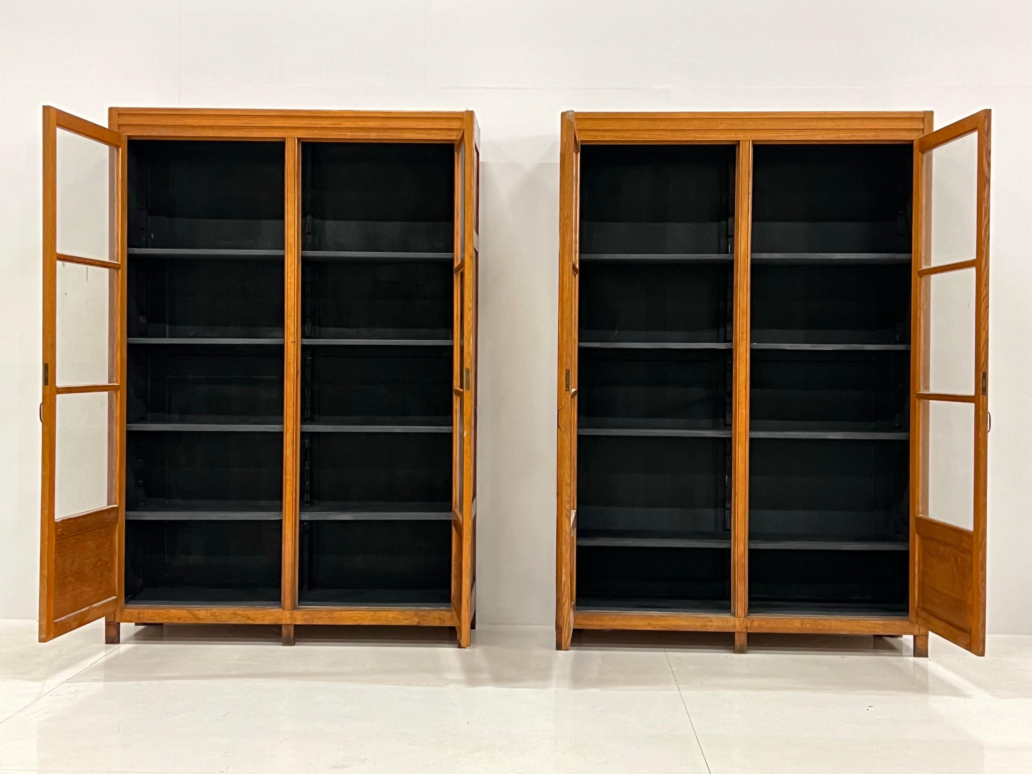 Bookcase Art Deco oak 1920 10
