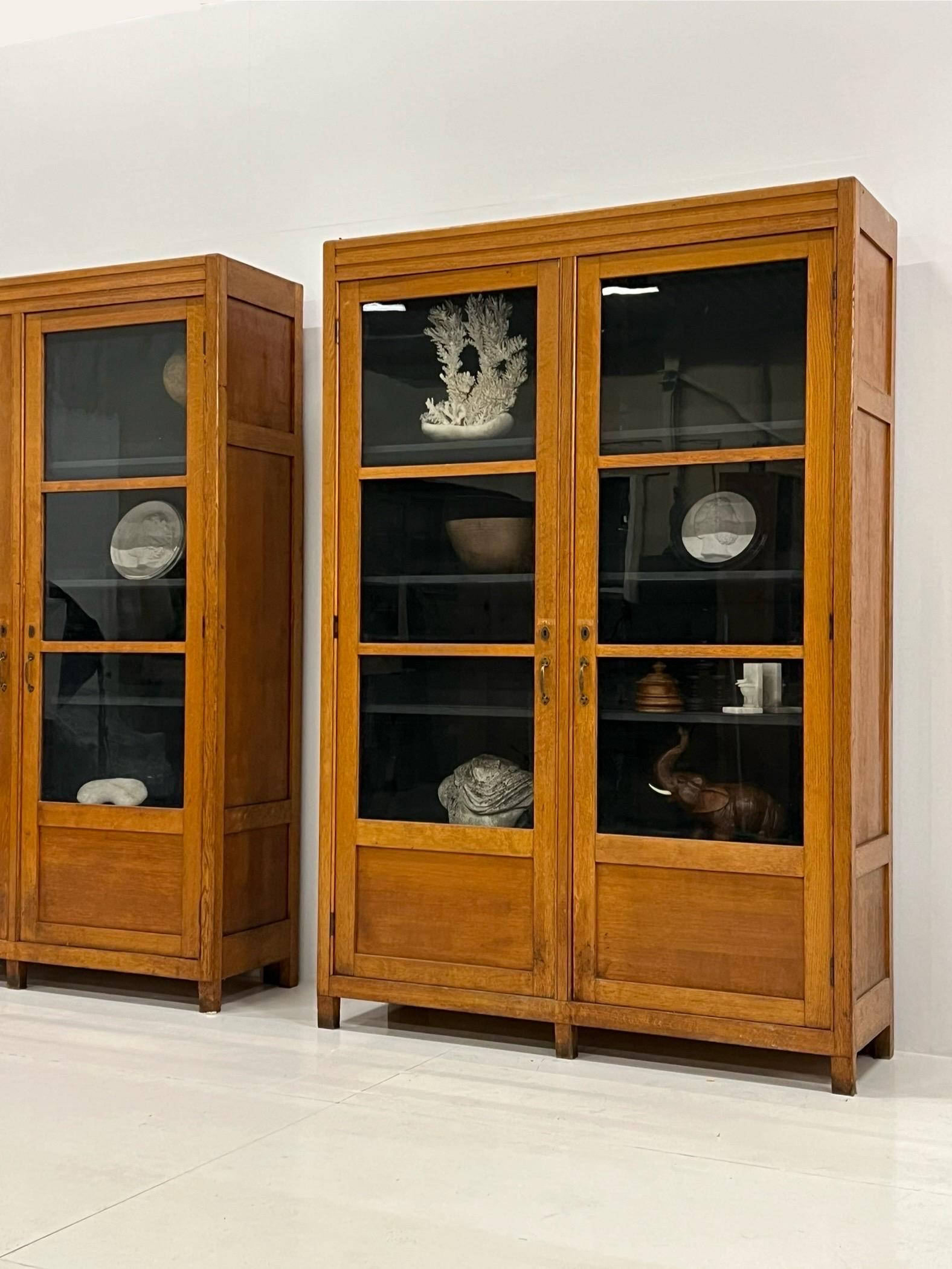 Bookcase Art Deco oak 1920 11