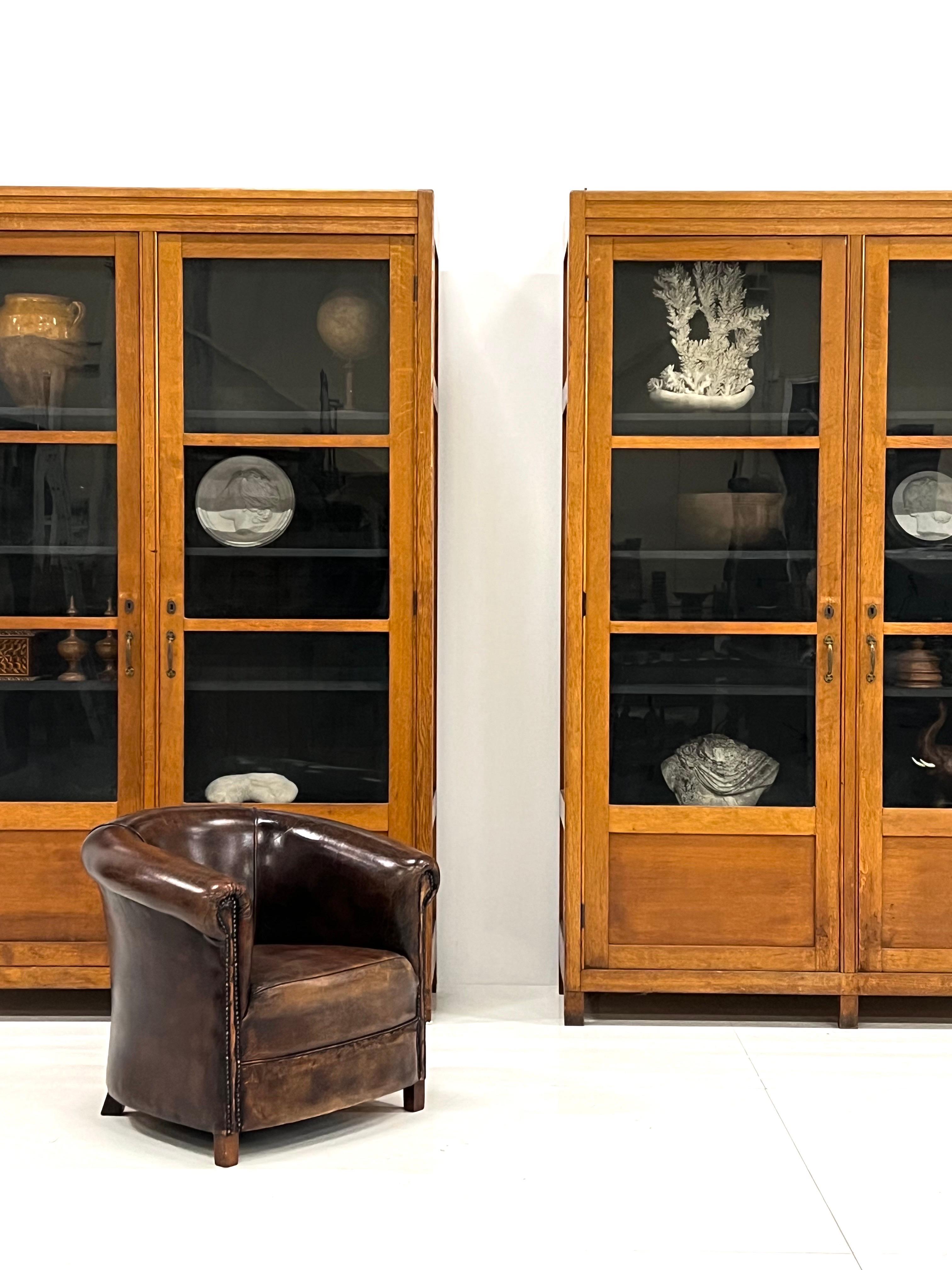 Bookcase Art Deco oak 1920 3
