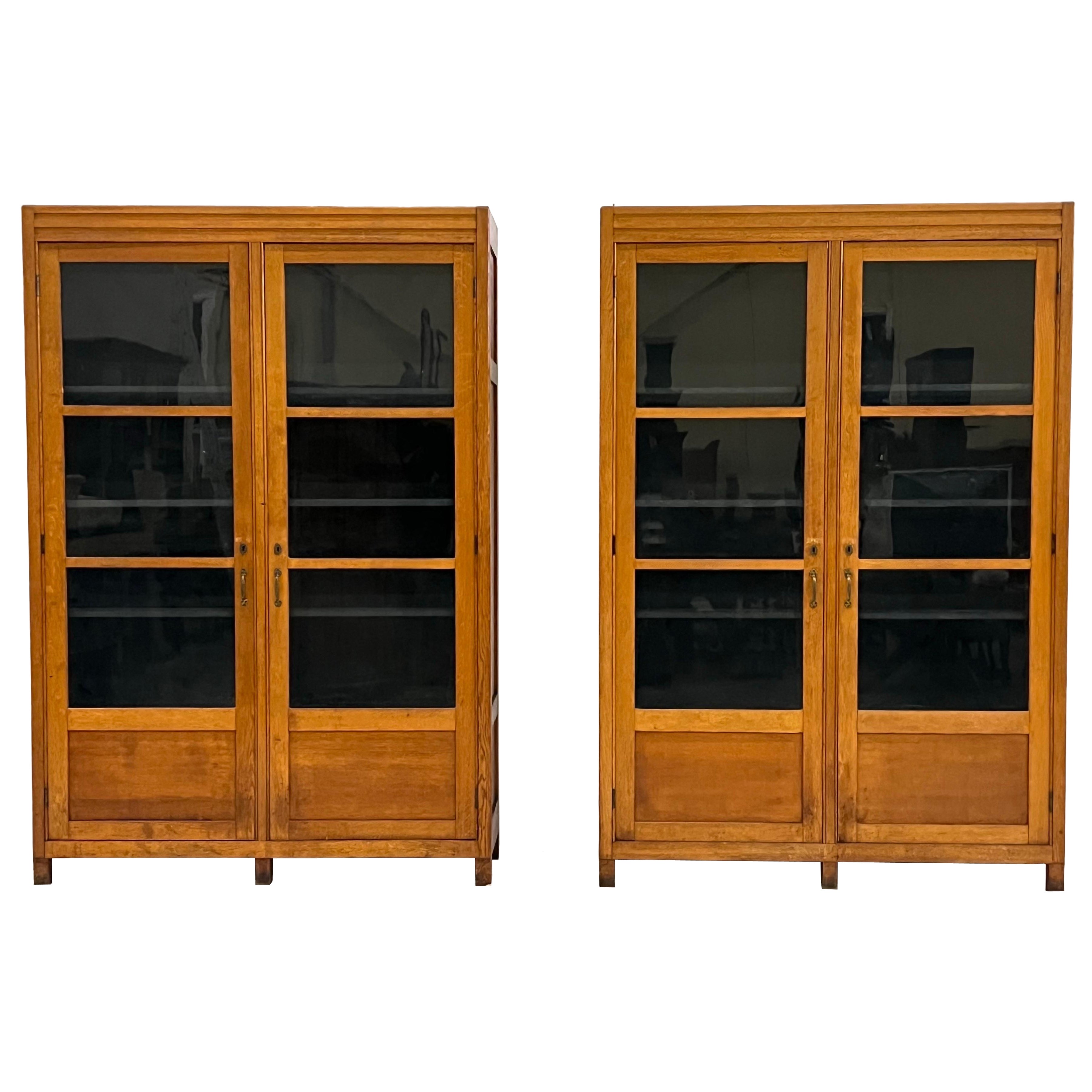 Bookcase Art Deco oak 1920