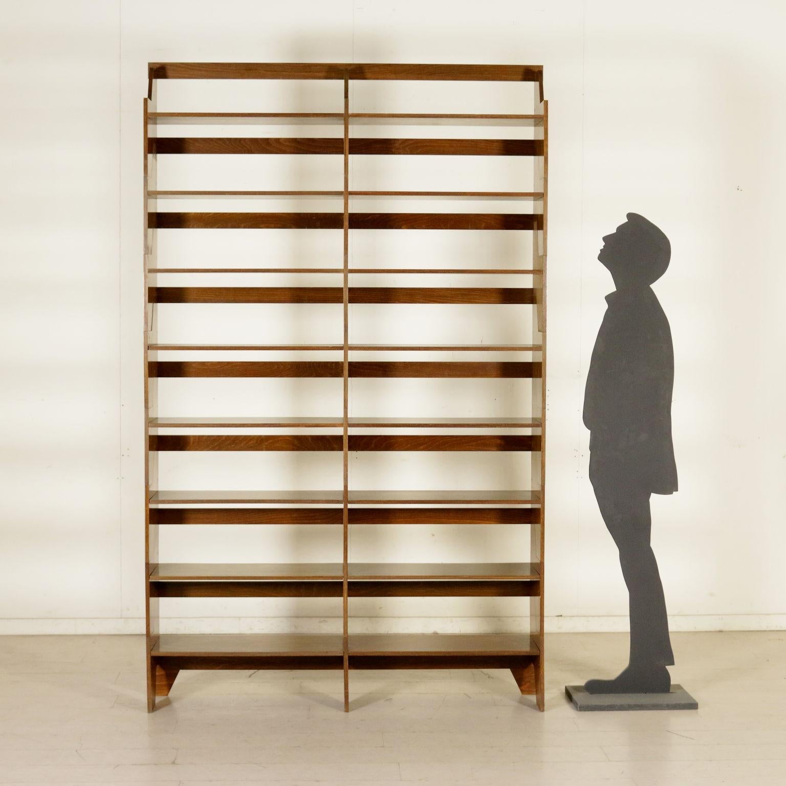 A bookcase designed by Renato Forti (1923-2015), modular elements. Stained multi-layered wood. Model: F 54. Manufactured in Italy, 1960s-1970s.