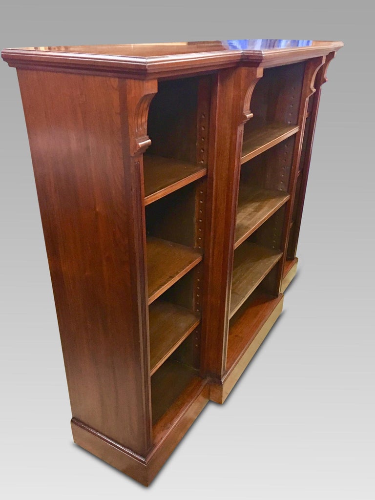 Bookcase, English Walnut, circa 1910 at 1stDibs