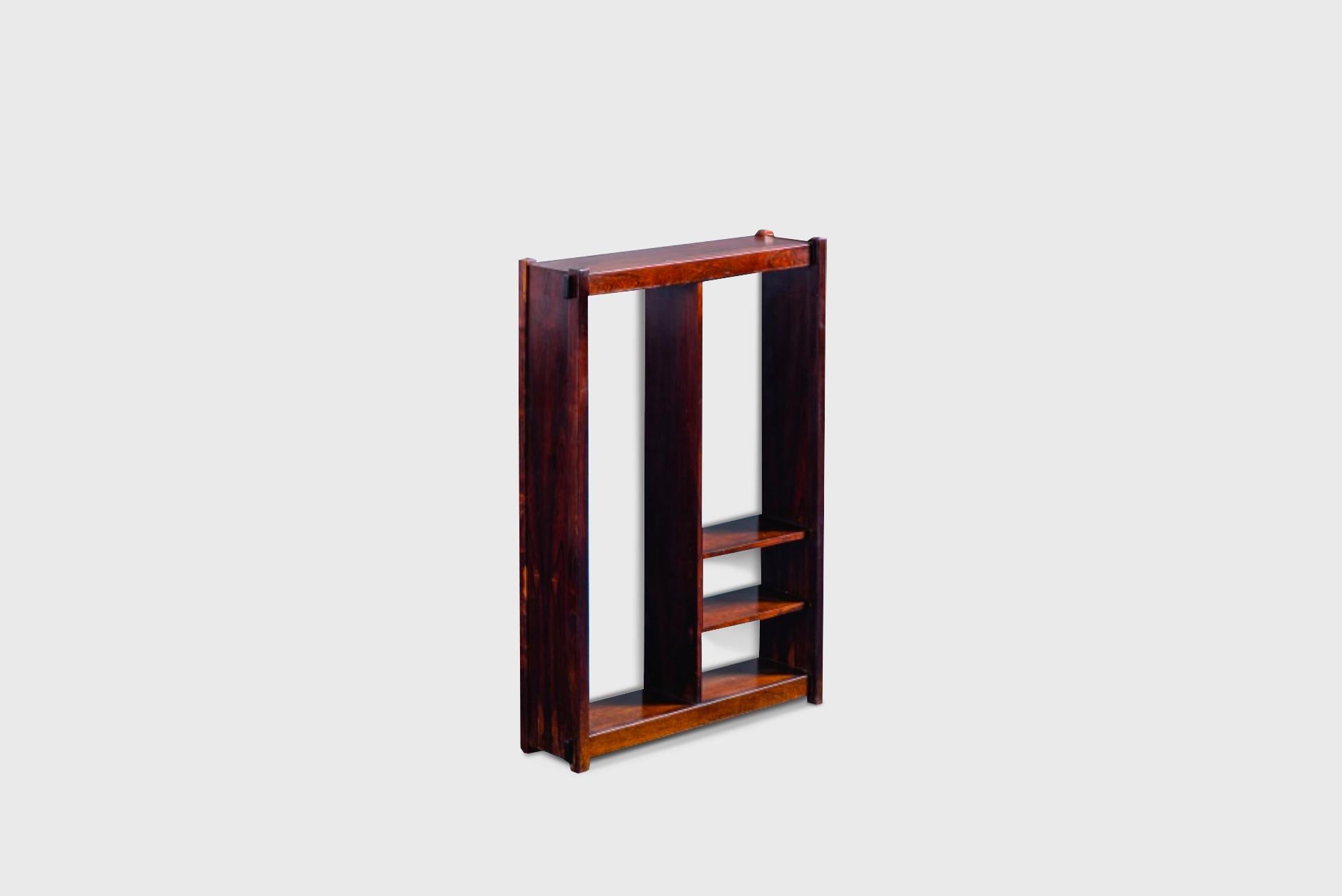Bookcase 
Manufactured by Oca Brazil, 
1968 Solid and laminated Rosewood
Measurements : 116x30x160hcm 45,6 x 11,8 x 62,8h in
Literature Soraia Cals, Sergio Rodrigues, Rio de Janeiro, 2000.