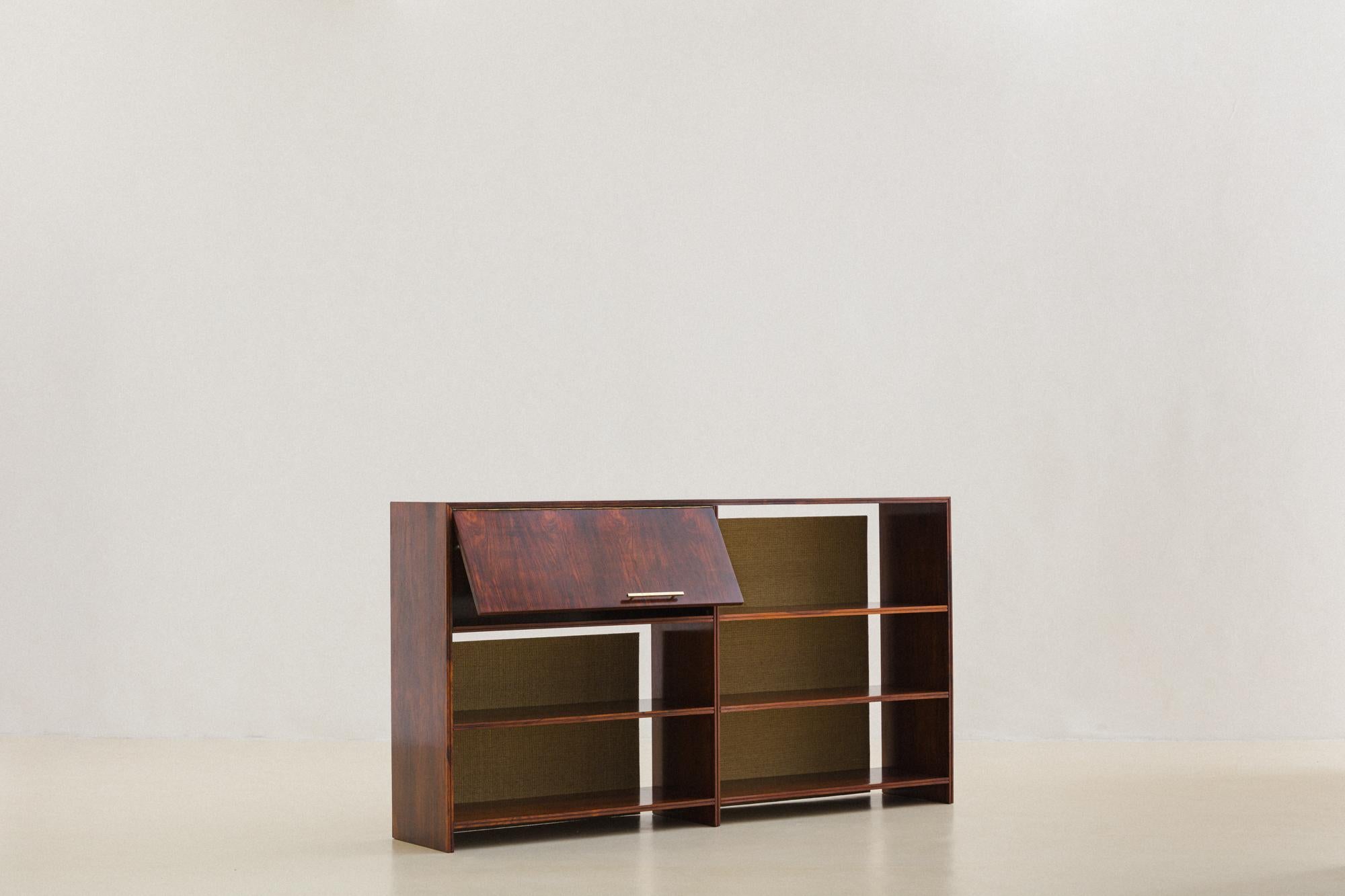 Veneer Bookcase in Brazilian Imbuia and Cane by Móveis Cimo, 1960s, Mid-Century Design For Sale