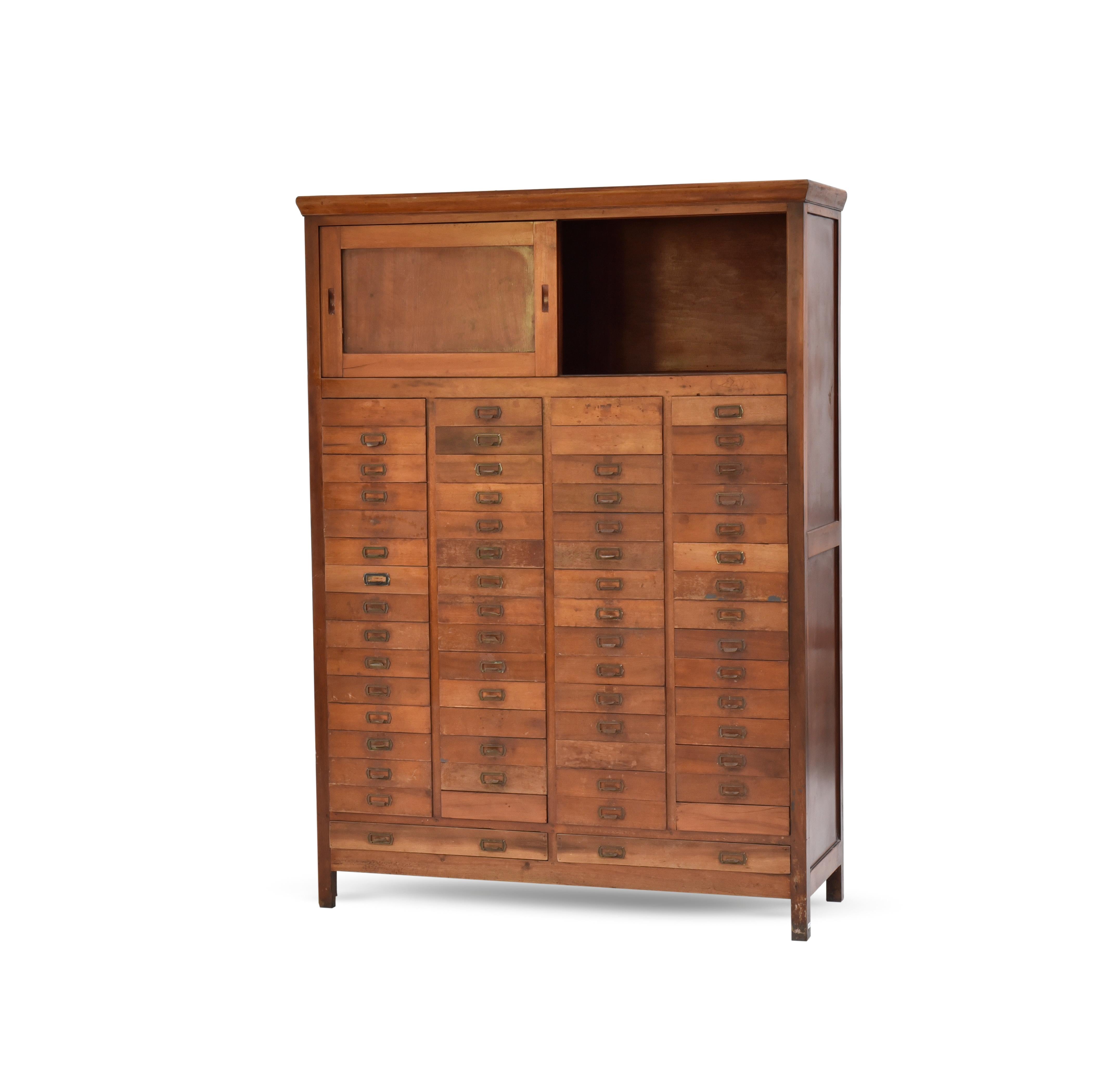 Mid-Century Modern Bookcase in Brazilian Wood For Sale