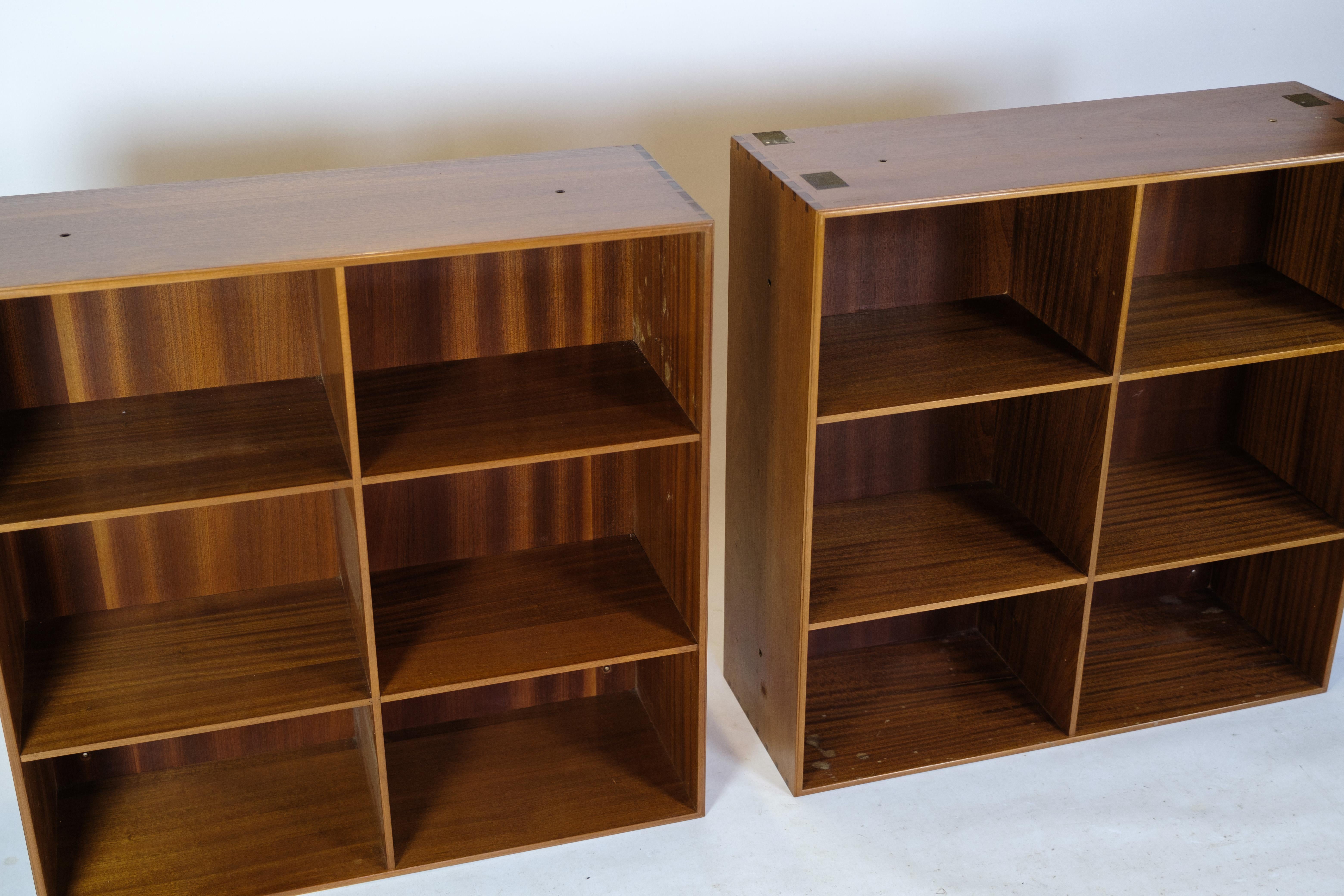 Bookcase in Light Mahogany of Mogens Koch and Rud Rasmussen from the 1960s In Good Condition For Sale In Lejre, DK