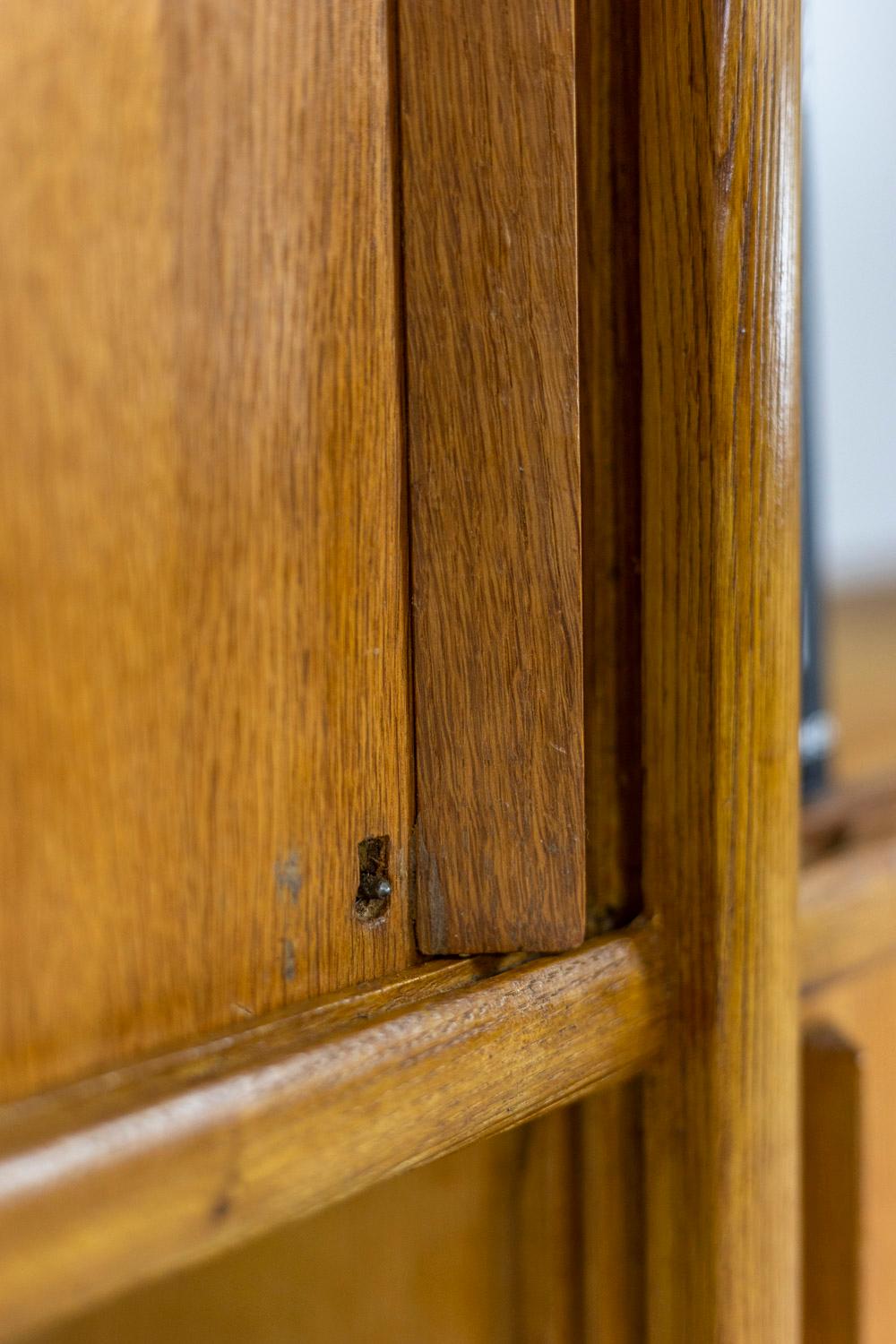 Bookcase in Oak, 1960s For Sale 4