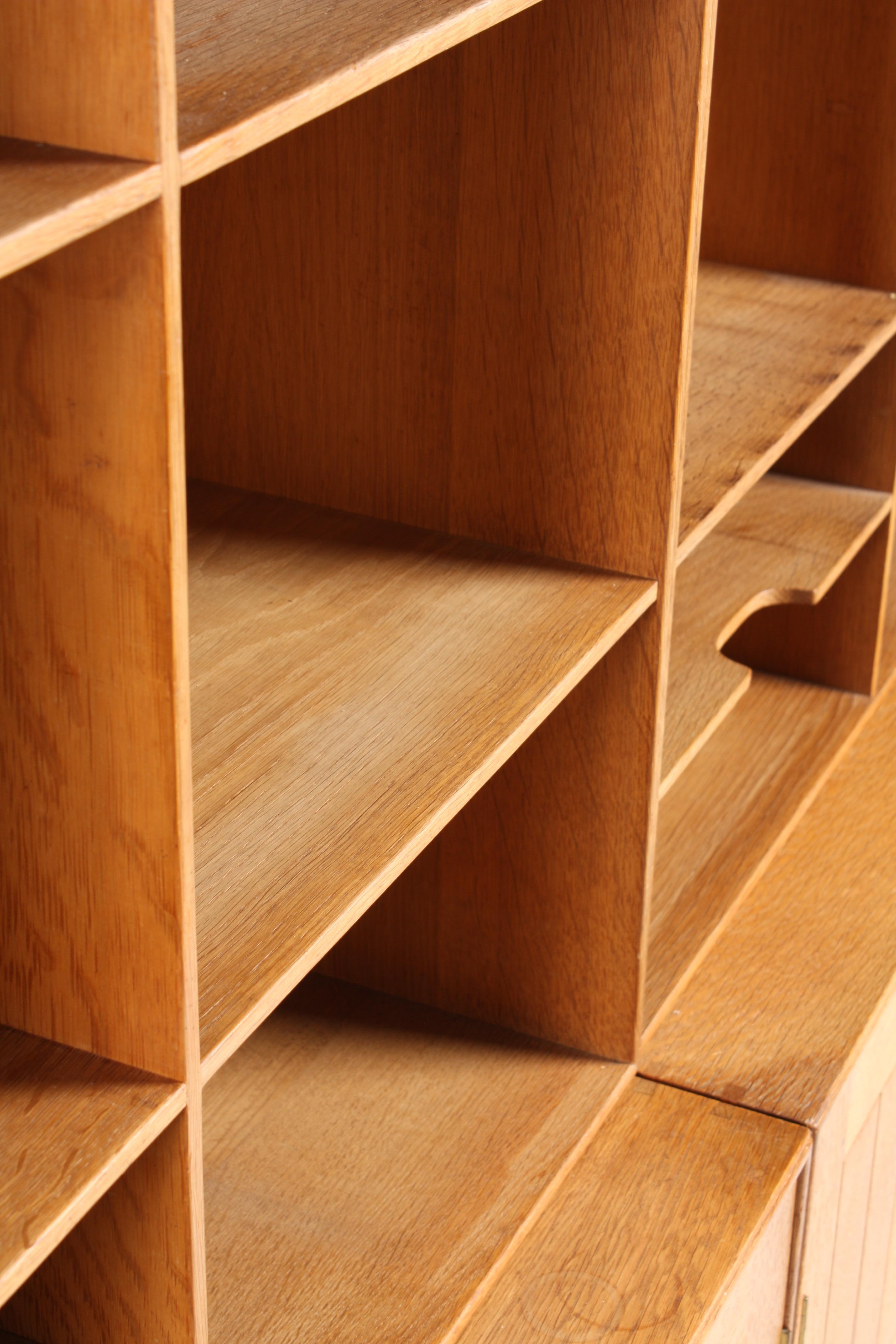 Bookcase in Solid Oak by Mogens Koch 1