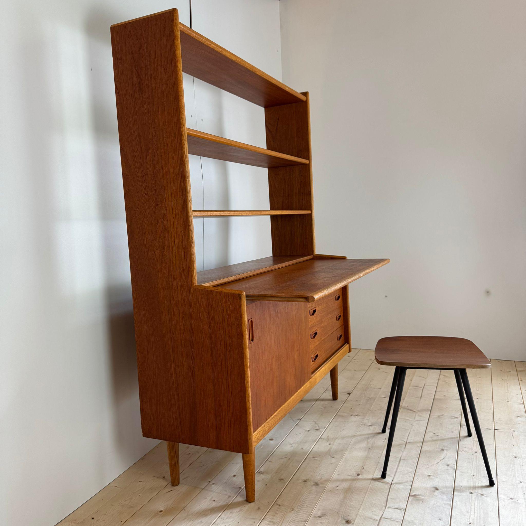 Mid-20th Century Bookcase in teak, Denmark 1960 in vendita