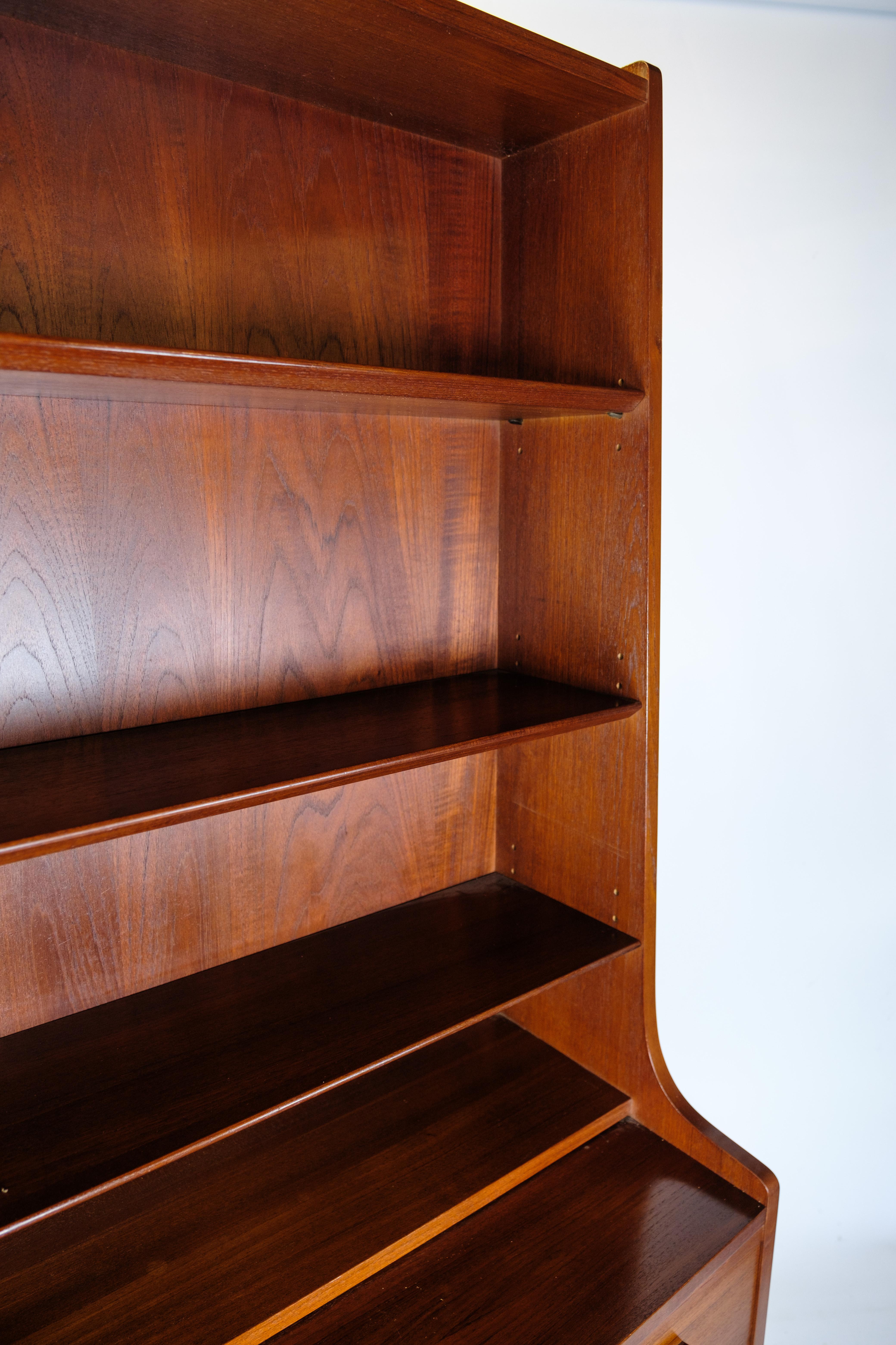 Bookcase In Teak Wood by Johannes Sorth manufactored by Bornholms Møbelfabrik For Sale 1