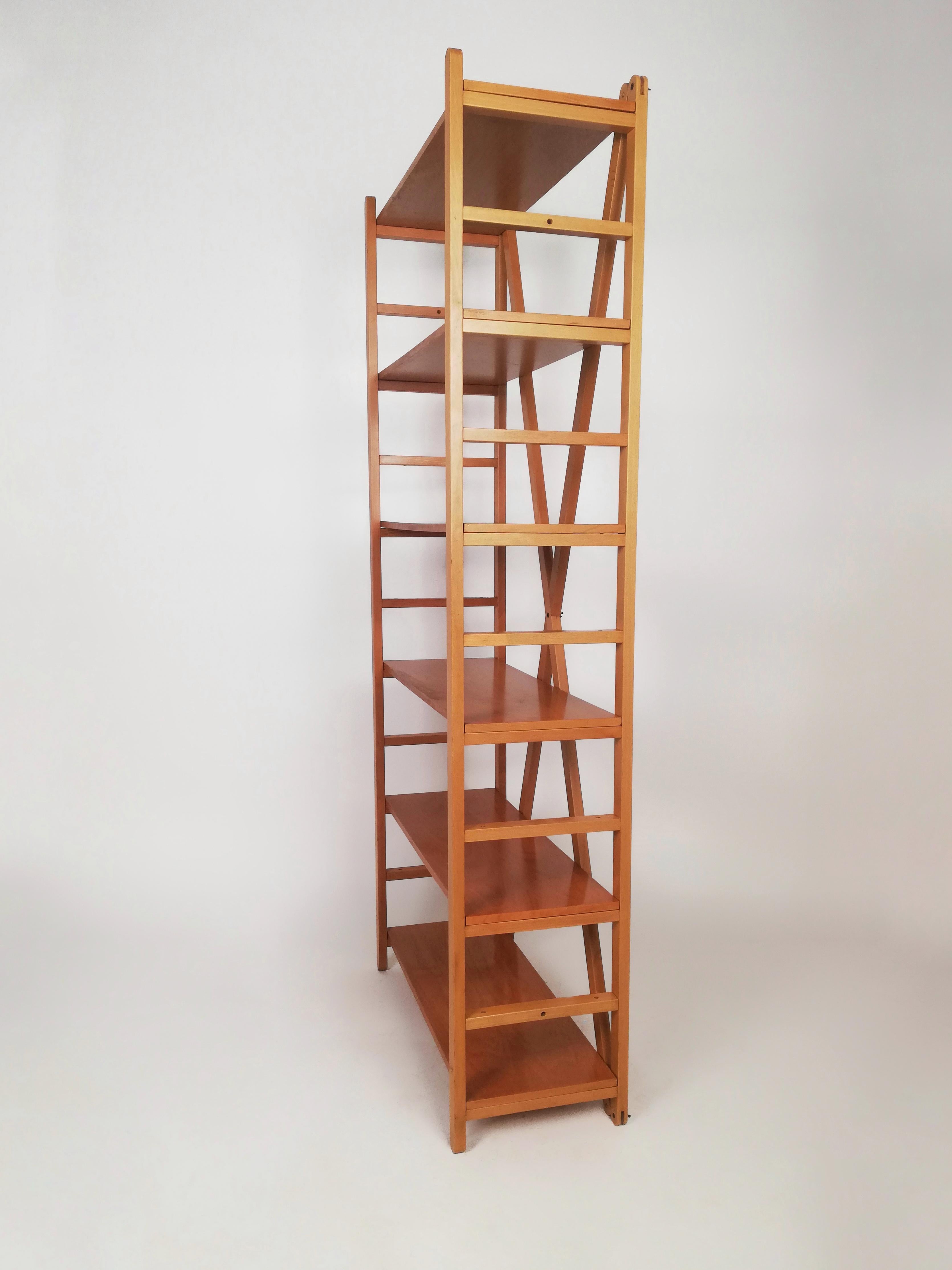Bookcase in the Style of Cassina, Made in Beech Wood Designed by Enrico Tonucci  In Good Condition For Sale In Roma, IT