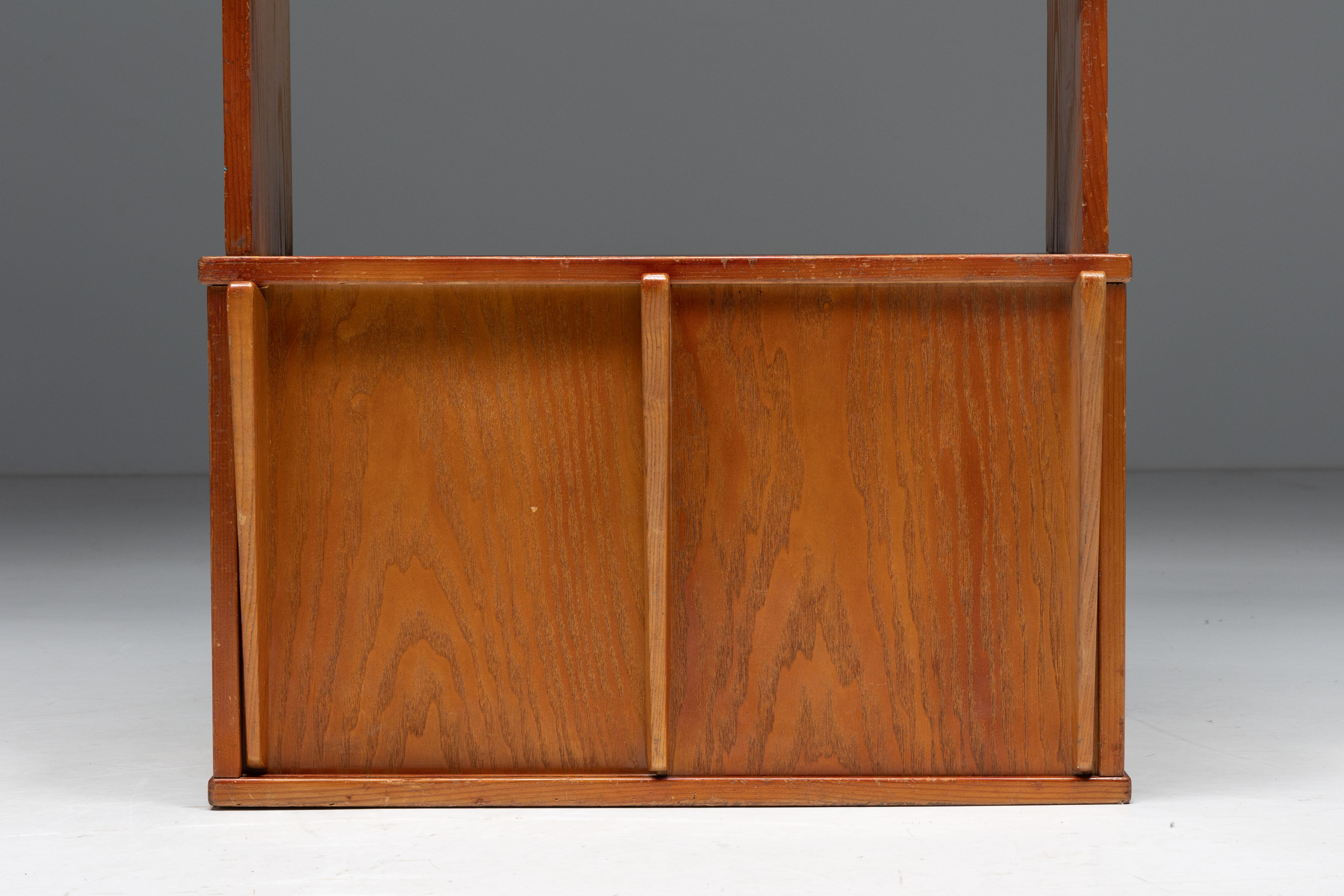 Mid-Century Modern Bookcase in the style of Charlotte Perriand, France, 1960s For Sale