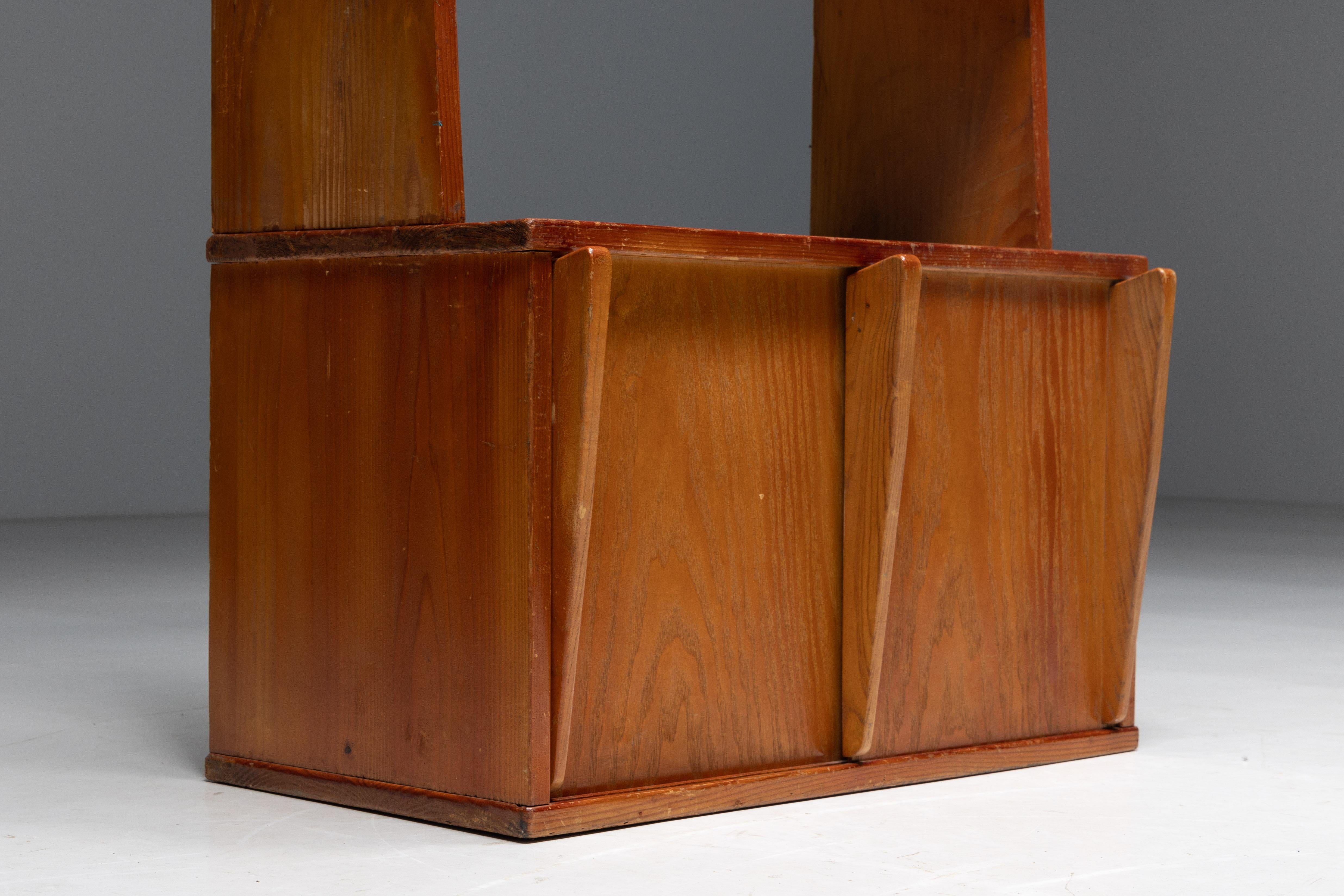 French Bookcase in the style of Charlotte Perriand, France, 1960s For Sale