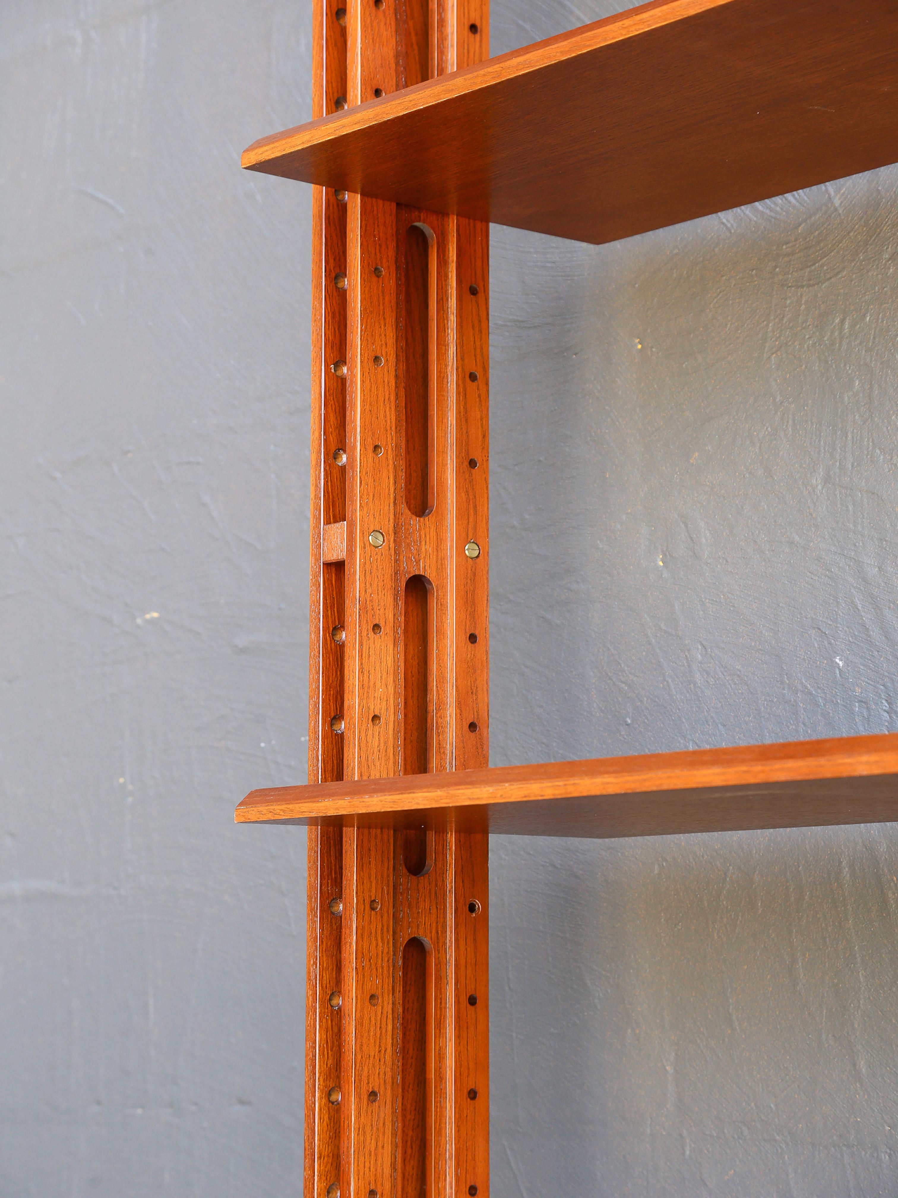 Bookcase LB7 by Franco Albini for Poggi in Rosewood & Brass In Good Condition In Byron Bay, NSW