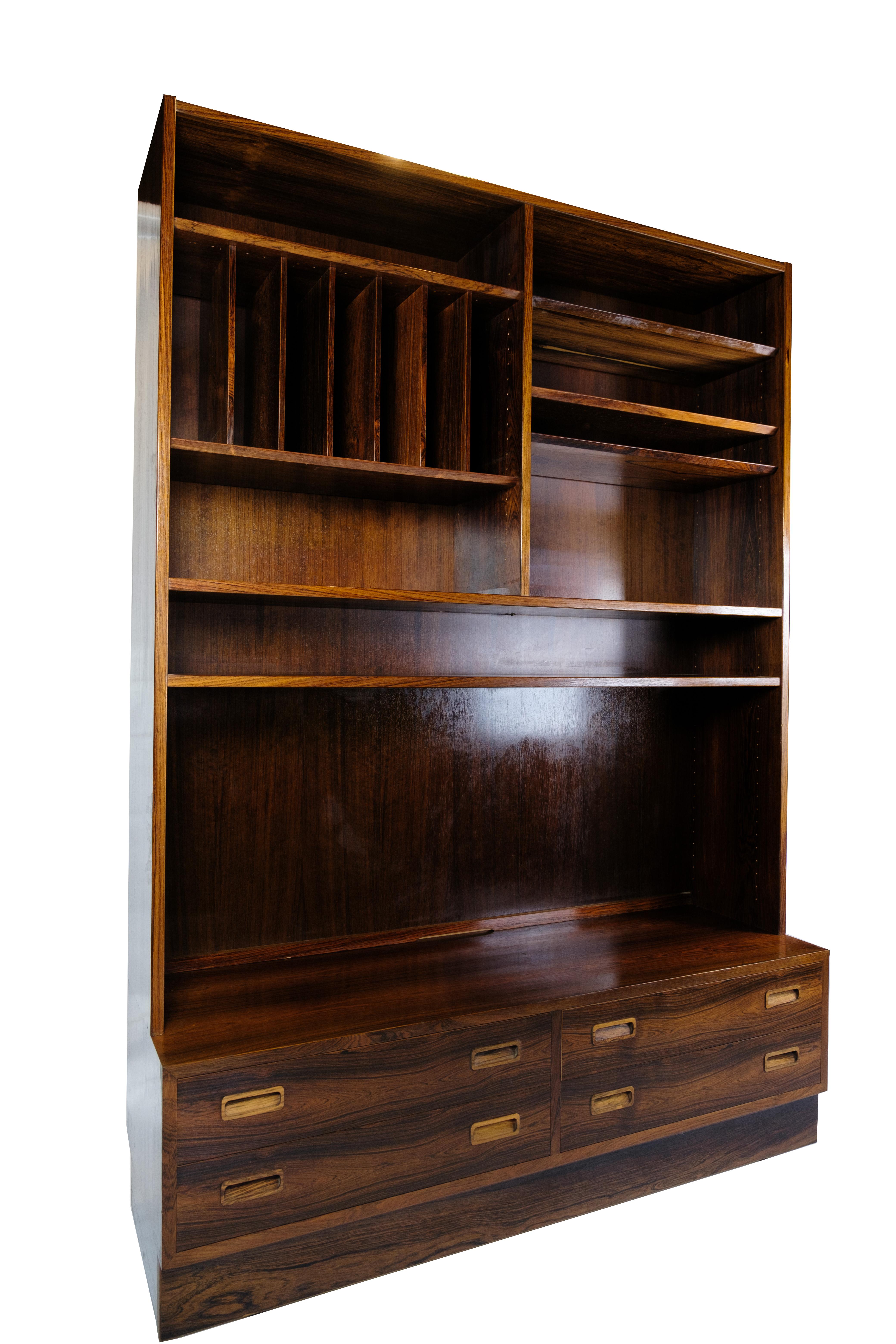 Mid-Century Modern Bookcase Made In Rosewood By Hundevad Funirture Factory From 1960s  For Sale