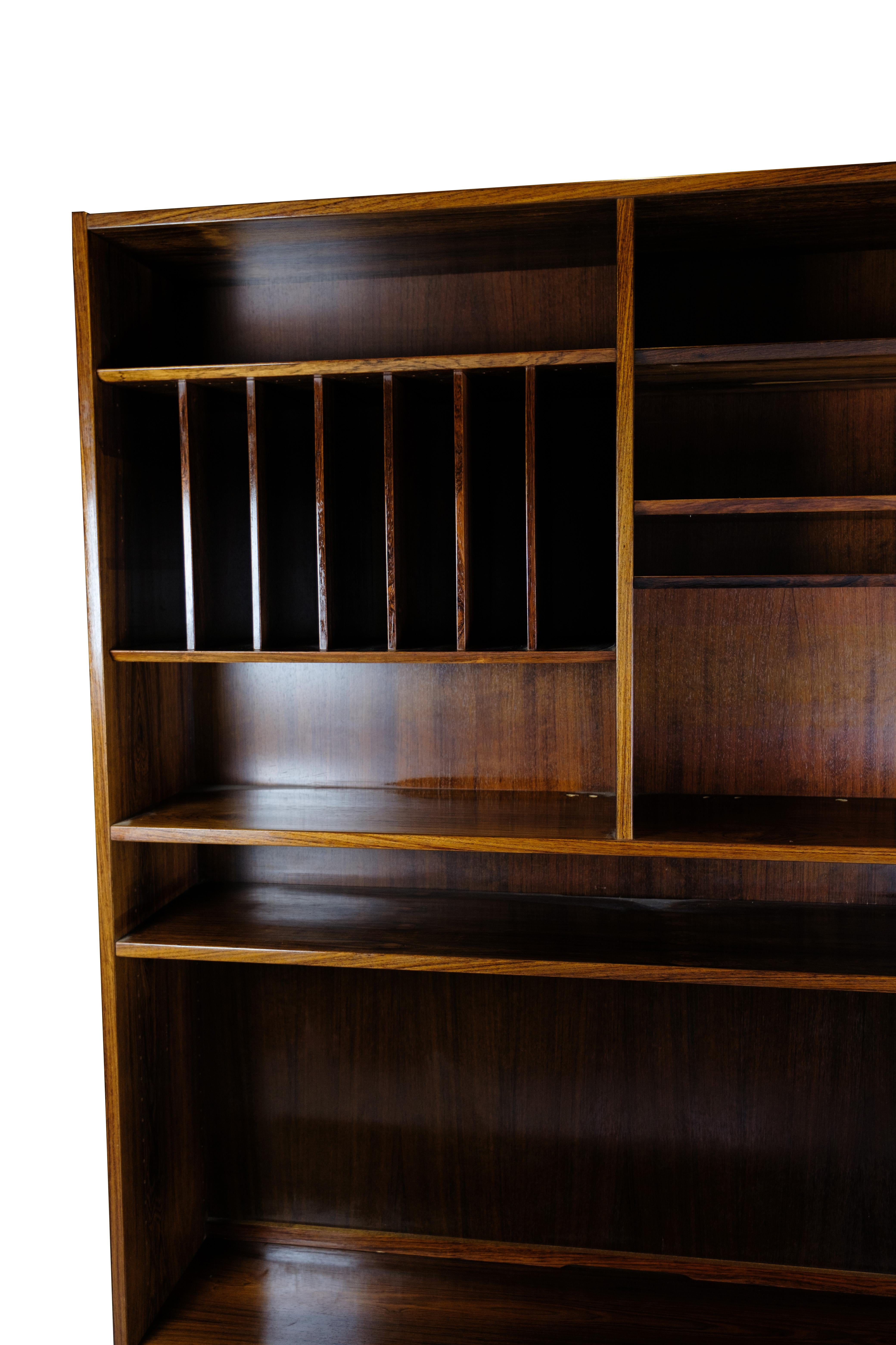 Bookcase Made In Rosewood By Hundevad Funirture Factory From 1960s  For Sale 1