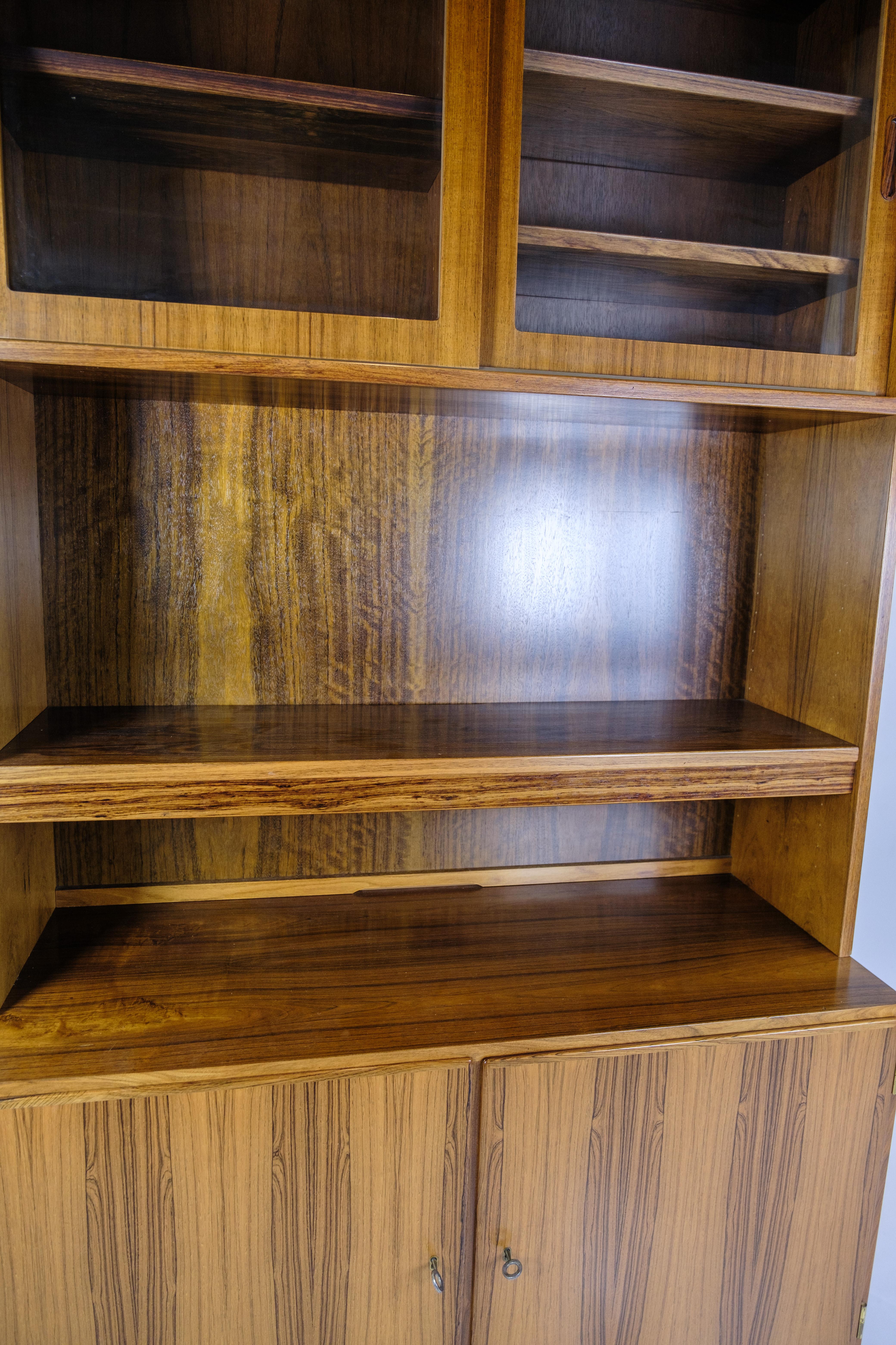 Bibliothèque fabriquée en bois de rose par Hundevad Furniture à partir des années 1960 en vente 2