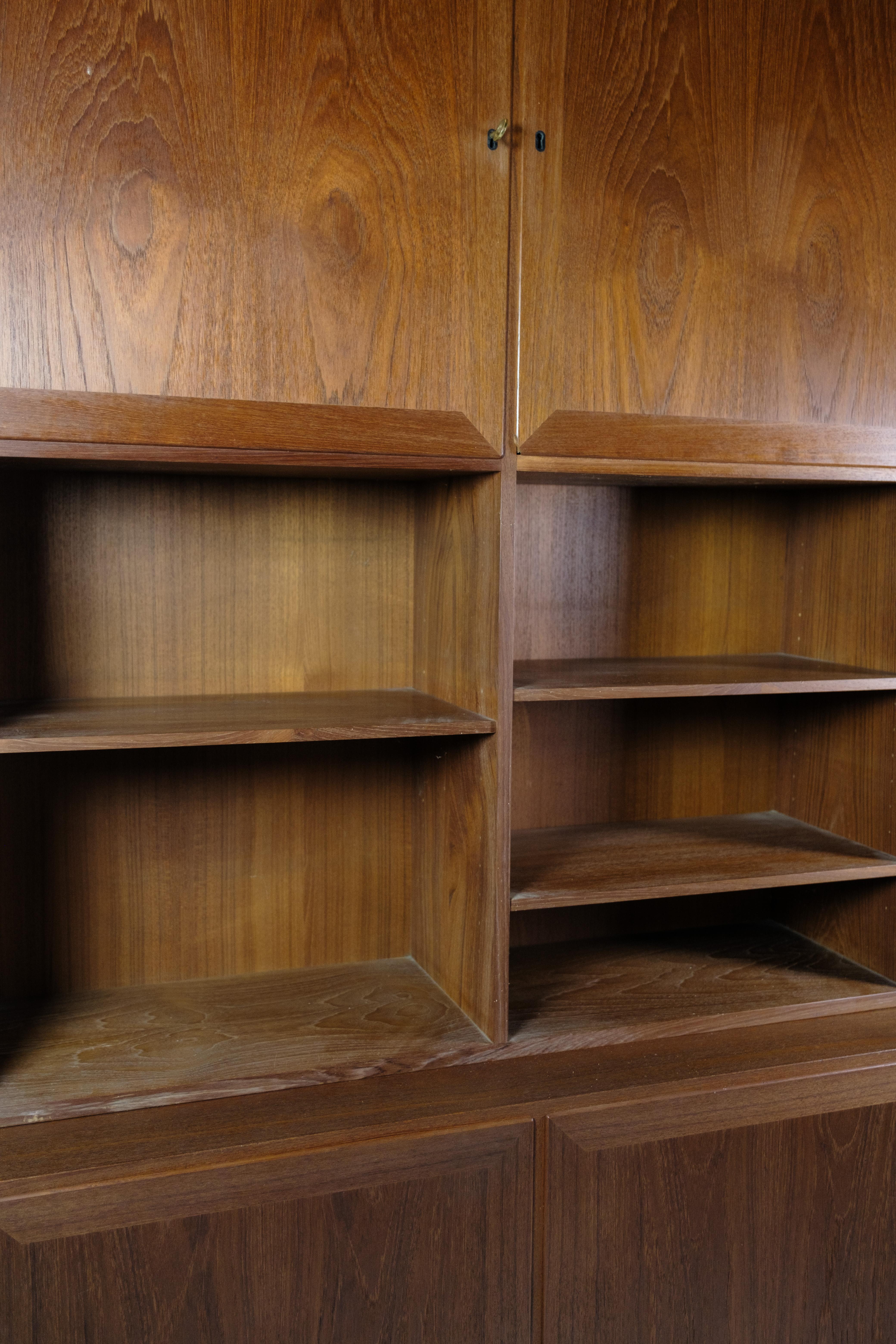 Mid-Century Modern Bookcase Made In Teak, Danish design From 1960s For Sale