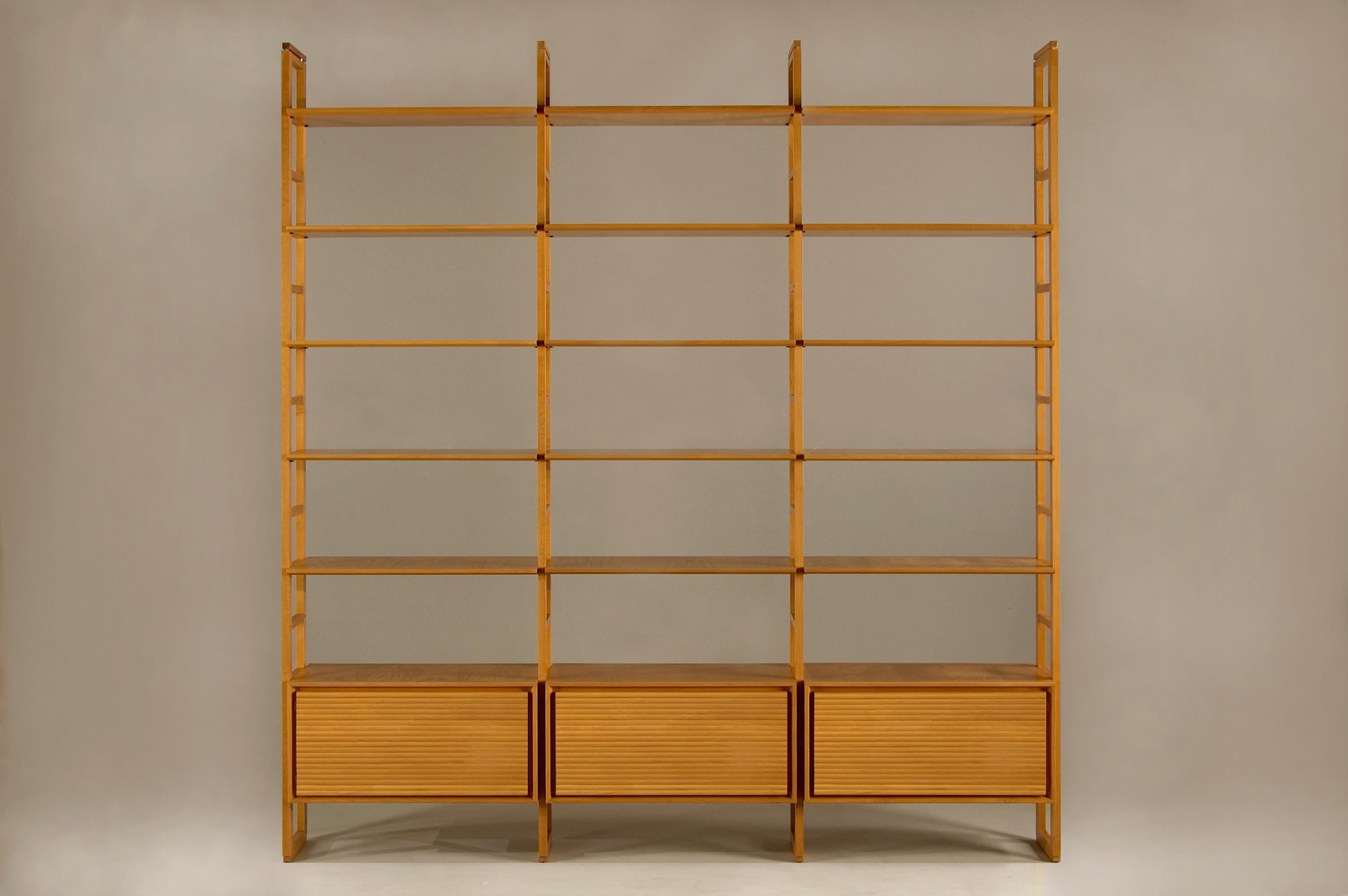 Bookcase Made of Cherrywood In New Condition In Salizzole, IT