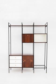 Bookcase model "MF-710" by Geraldo de Barros