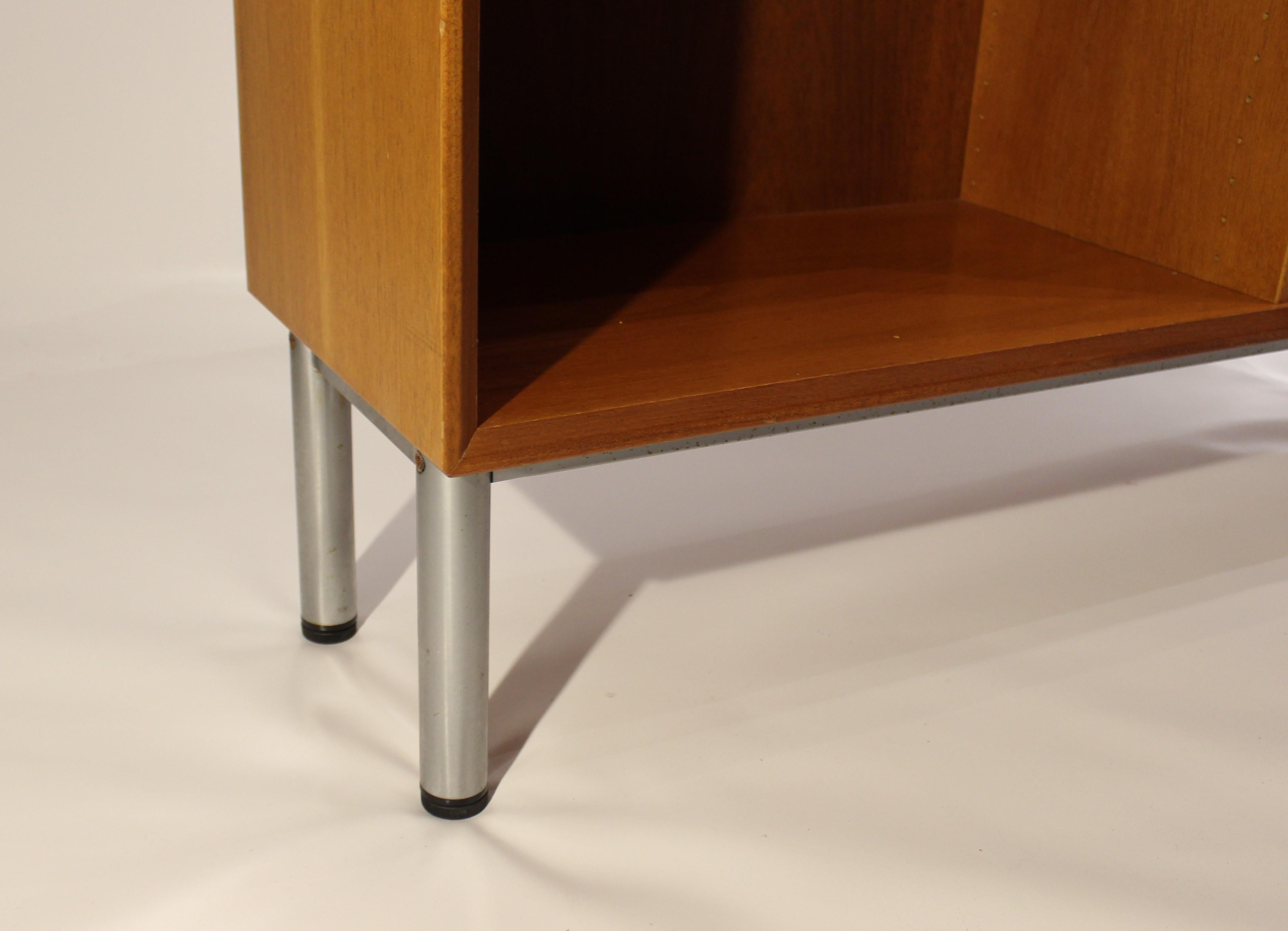 Bookcase of Light Mahogany and Danish Design from the 1960s In Good Condition In Lejre, DK