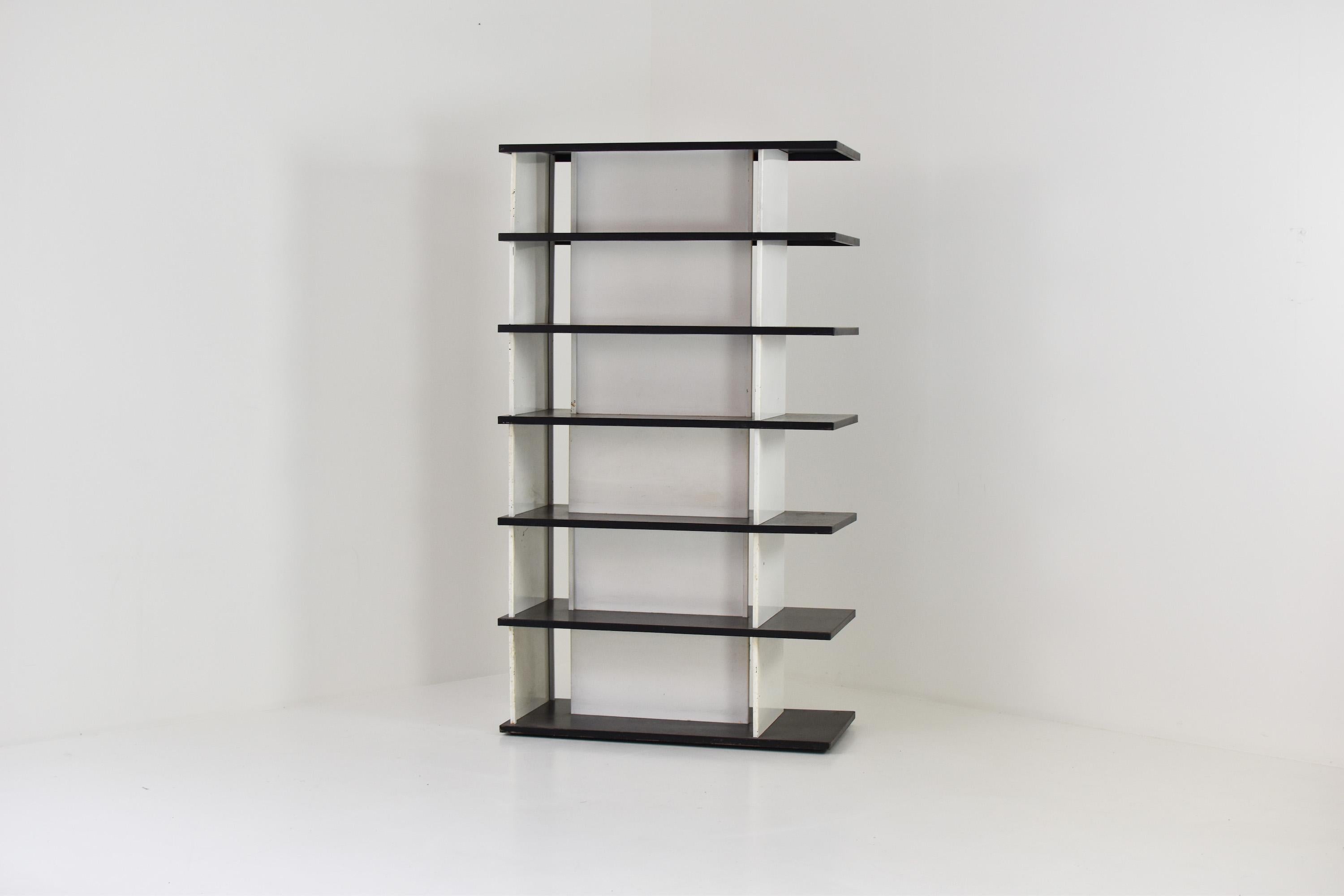Bookcase / Room Divider by Wim Rietveld for De Bijenkorf, the Netherlands 1960’s In Good Condition In Antwerp, BE