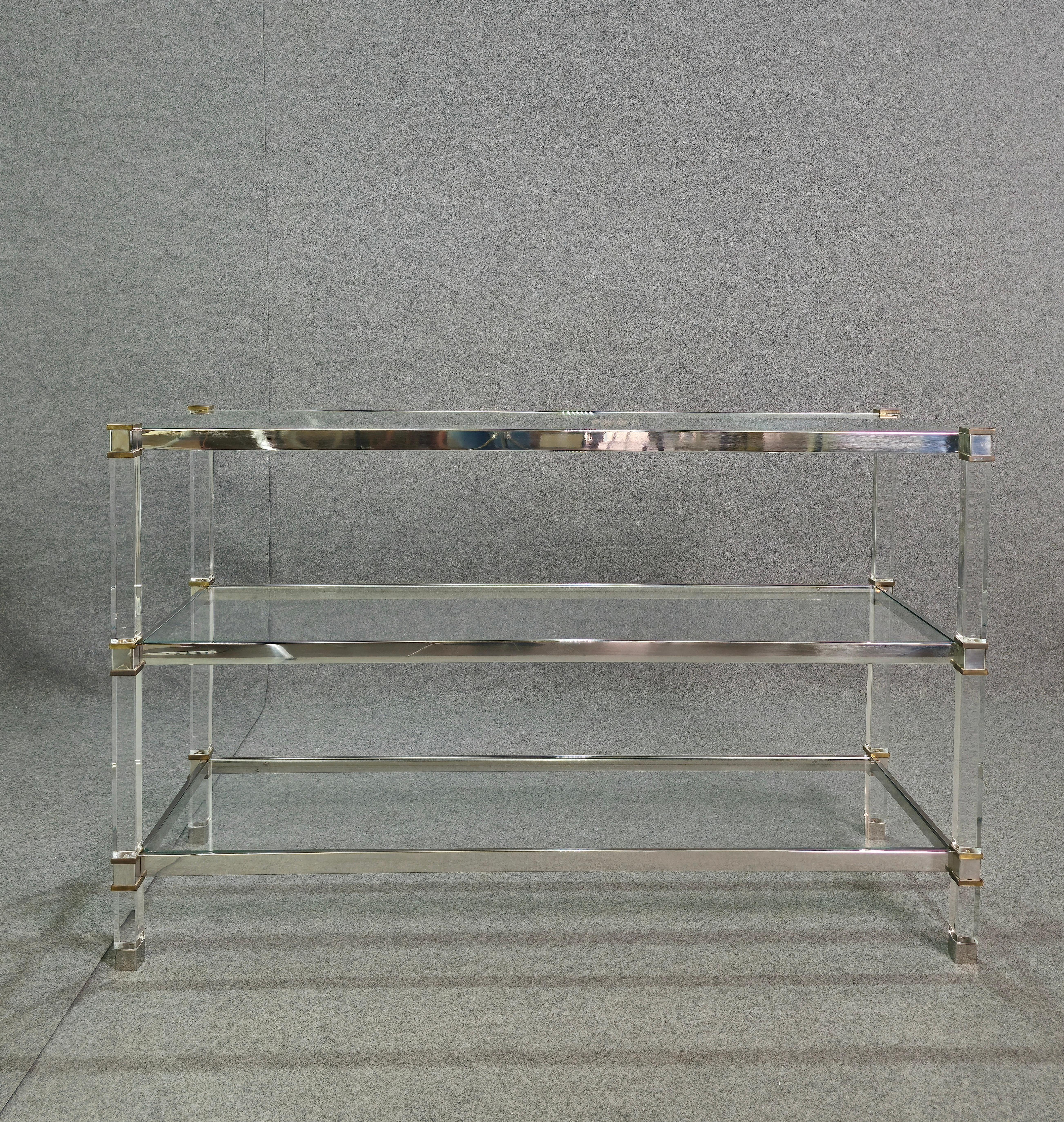 Bookcase Shelf in Plexiglass, Steel and Brass Midcentury Design Italia 1970s For Sale 11