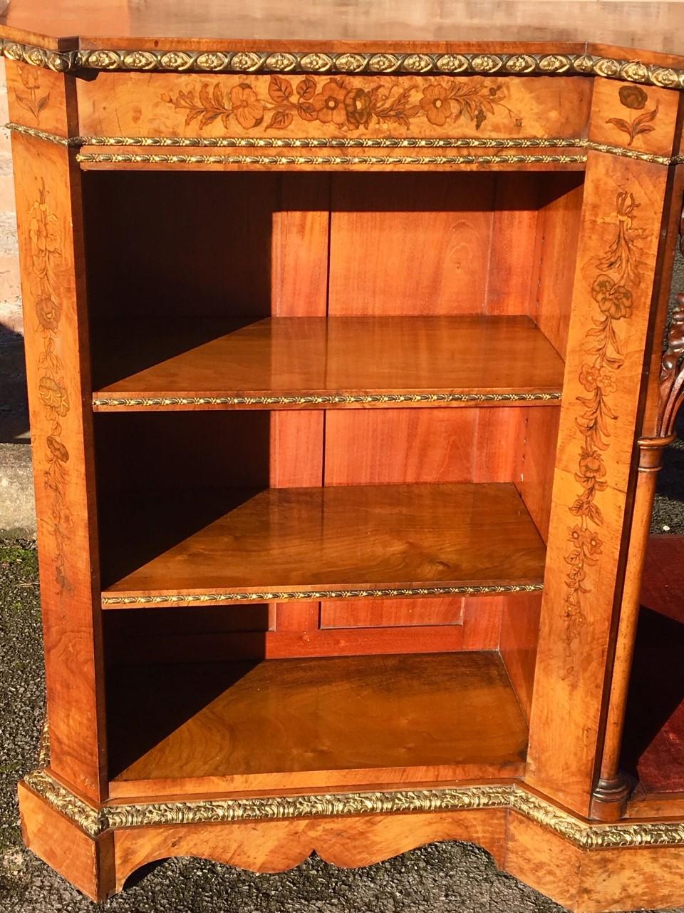 19th Century Bookcase or Side Cabinet in Burr Walnut English, circa 1860 For Sale