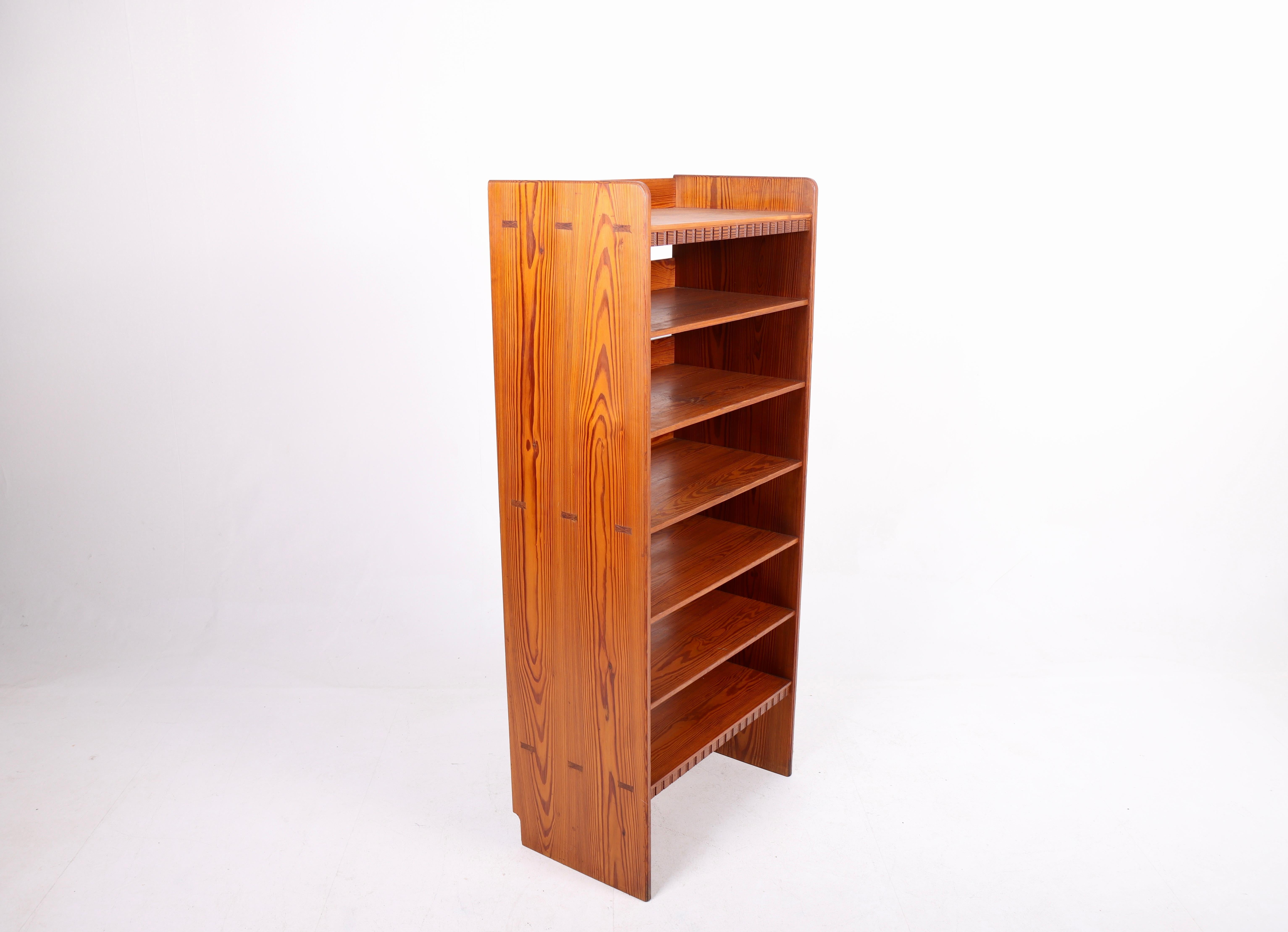 Bookcase Solid in Patinated Pine Designed by Martin Nyrop for Rud Rasmussen In Good Condition For Sale In Lejre, DK