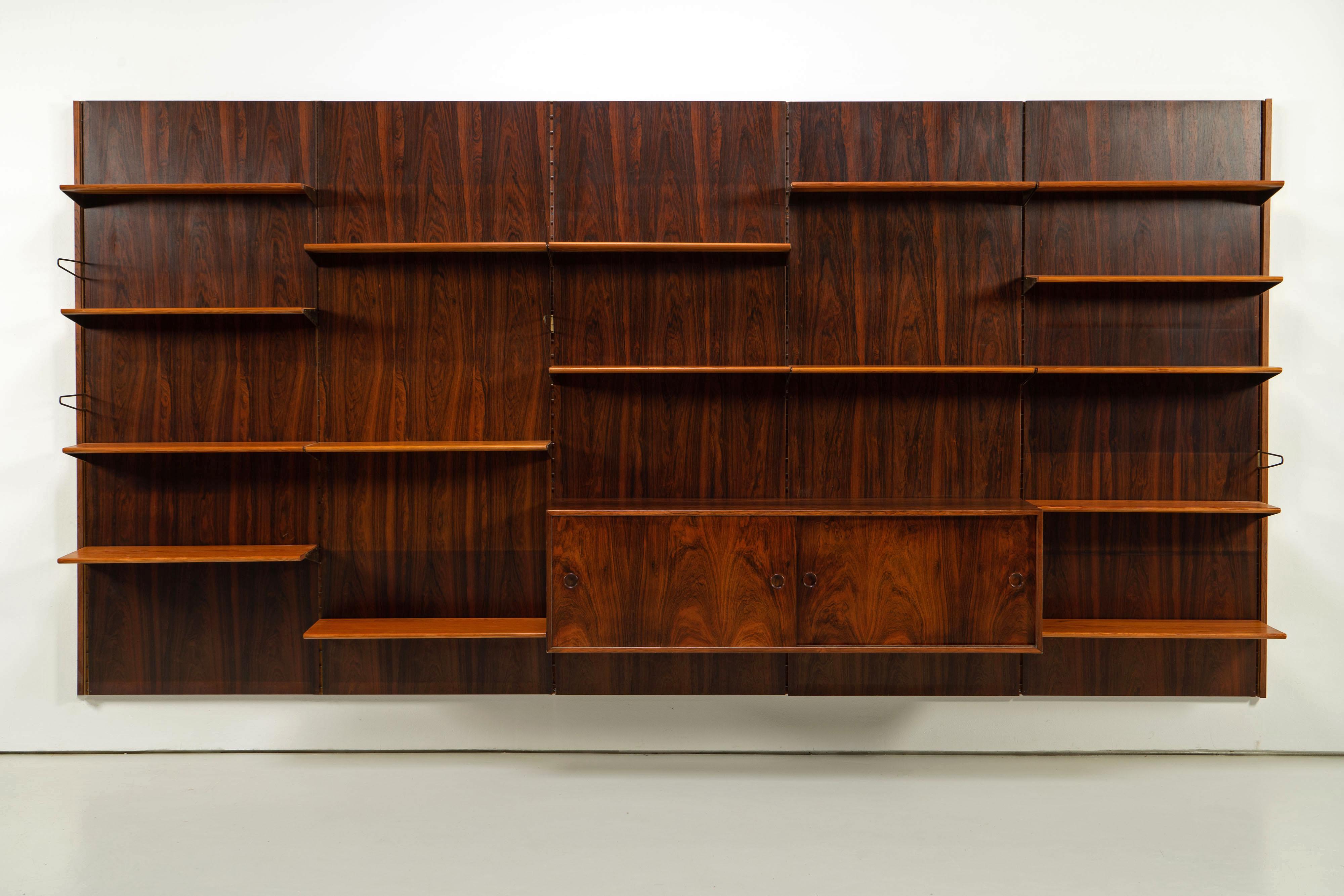 Scandinavian Modern Bookcase / Wall Unit by Finn Juhl BO71 for Bovirke, 1960s Rosewood Pine Brass For Sale