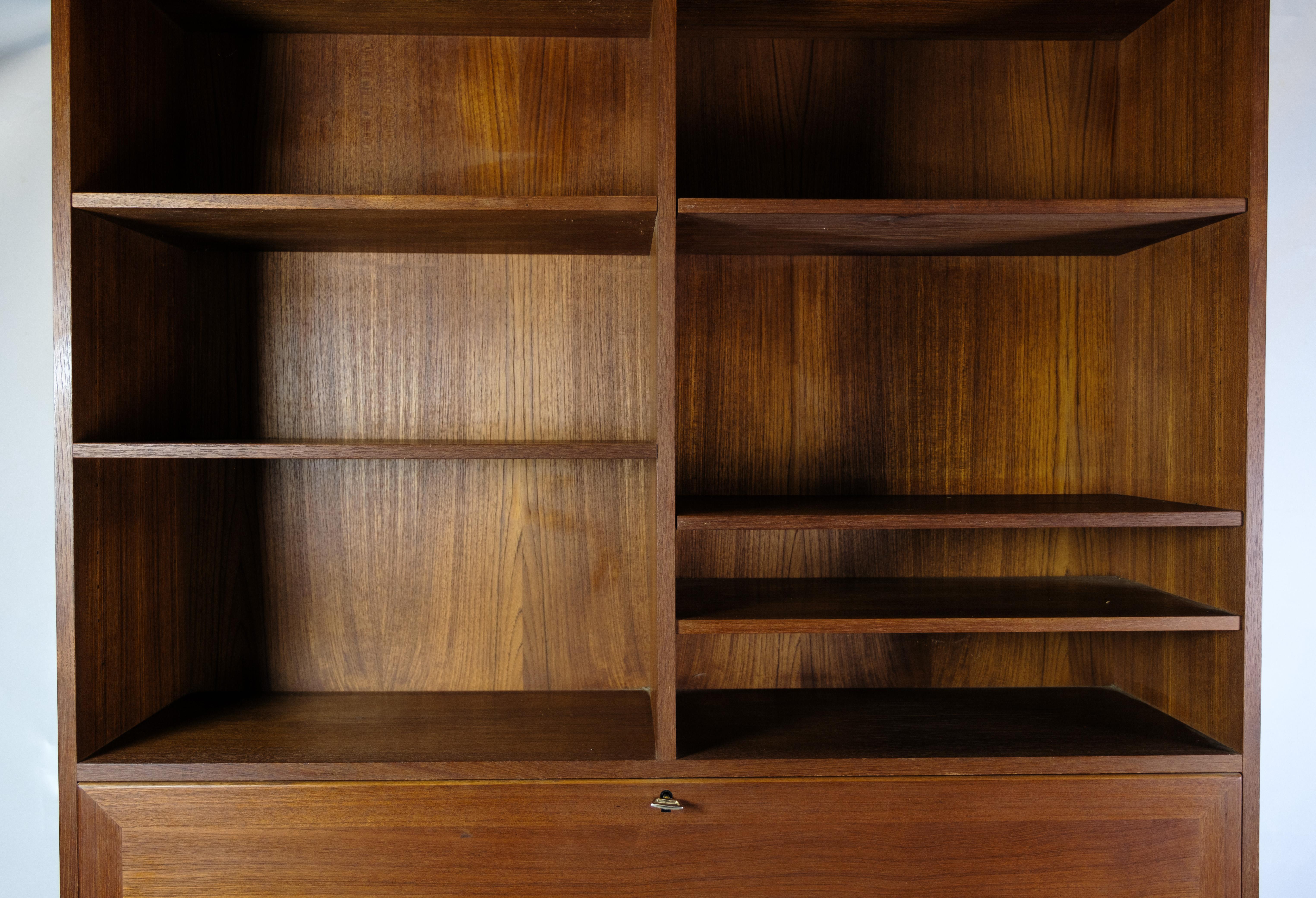 Bookcase With Secretary/Desk Made In Teak, Danish Design From 1960s For Sale 2