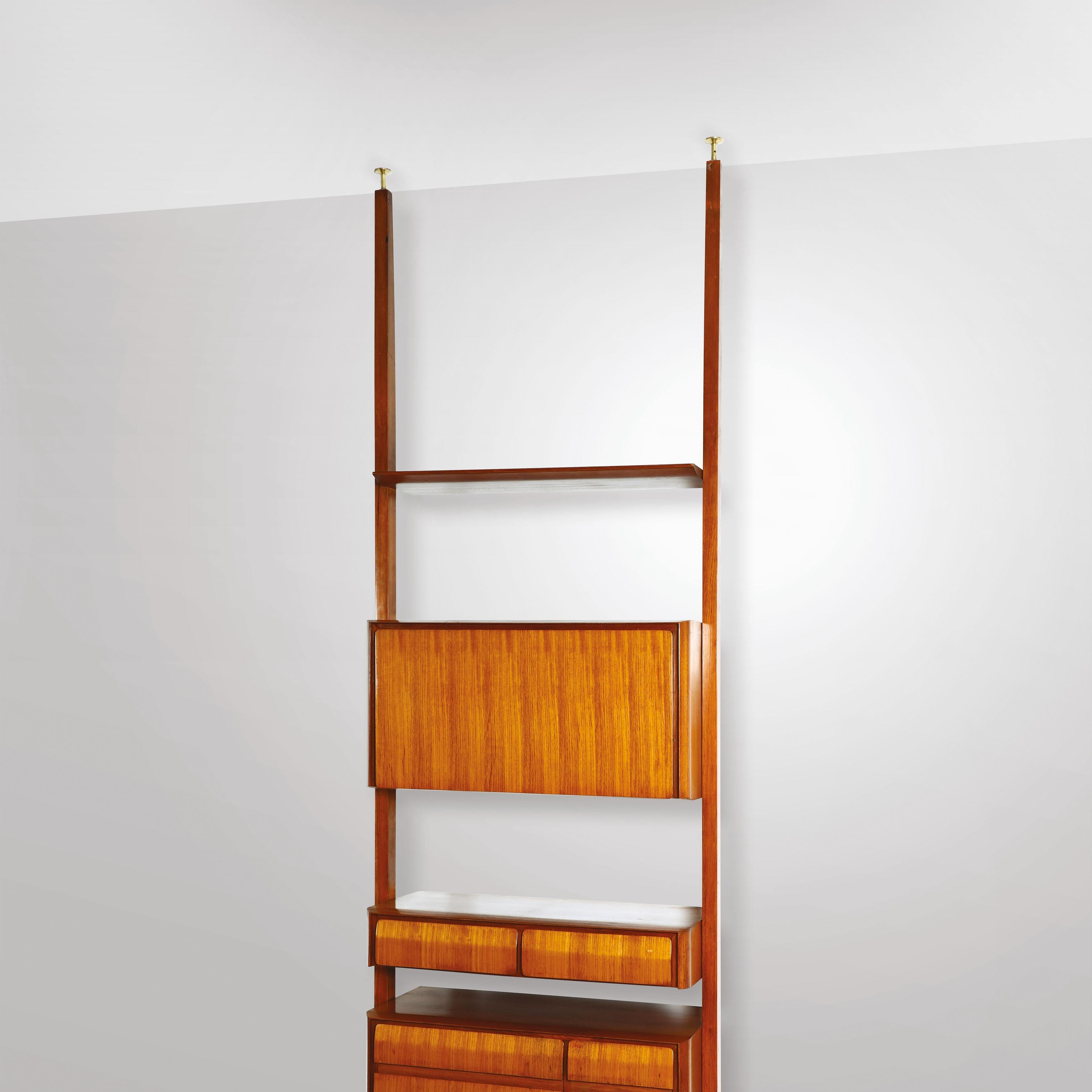 Brass Vittorio Dassi Midcentury  Wood and White Maple Wood Italian Bookcase, 1950s