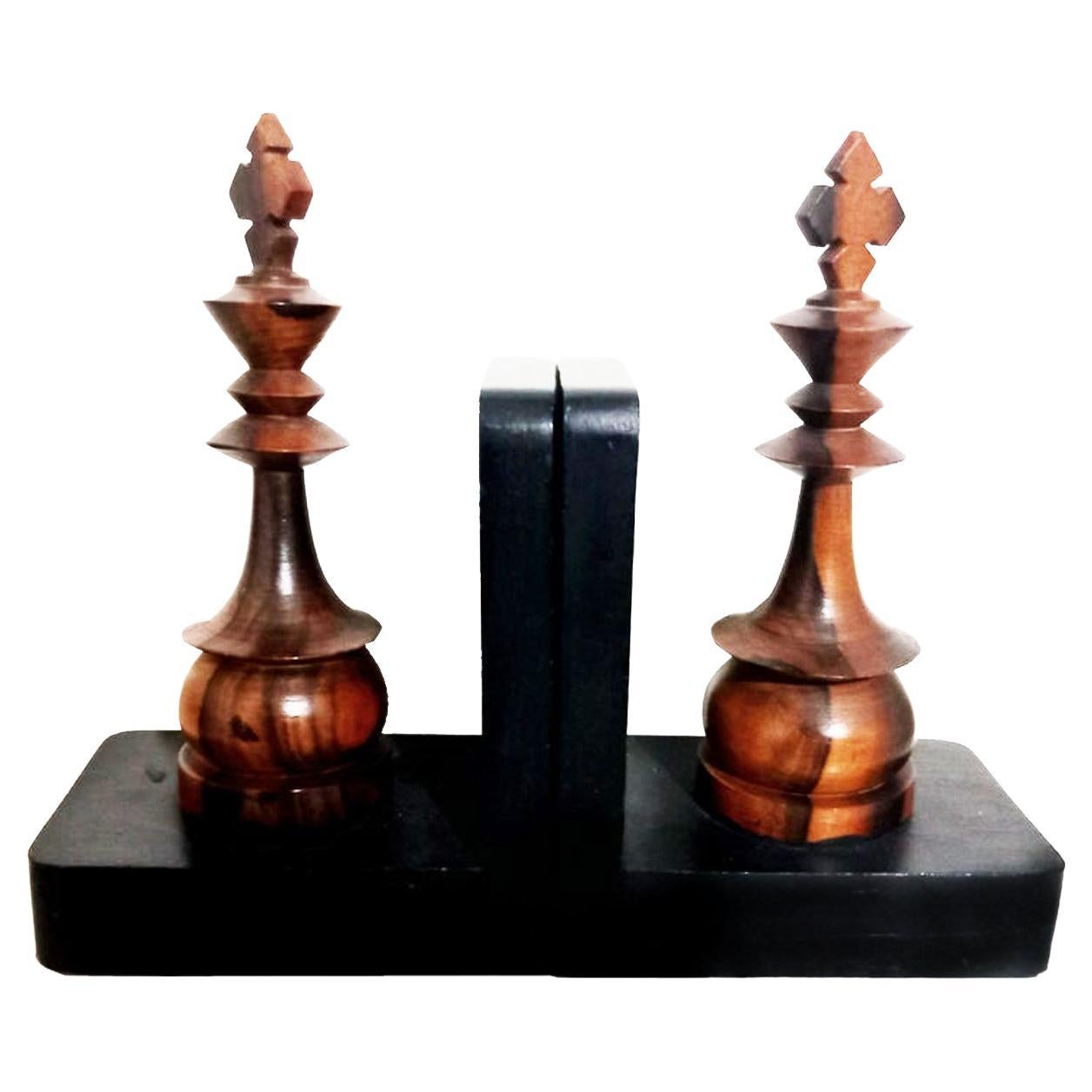 Serre-livres figurines d'échecs sculptées en forme de roi, avec bois de noble antique