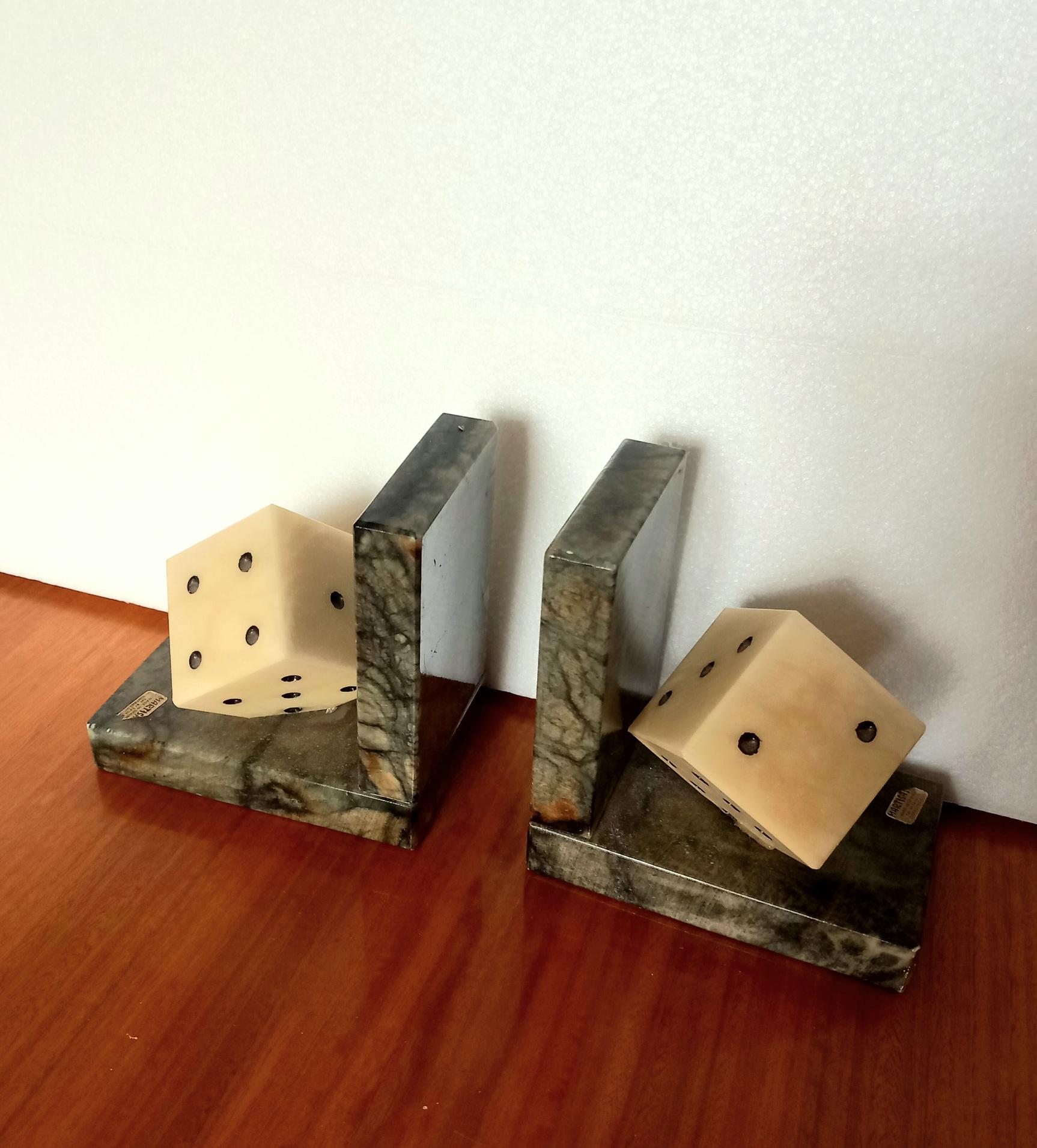 Bookends Pair of Alabaster or Marble Dice-Shaped Spain 20th Century For Sale 5