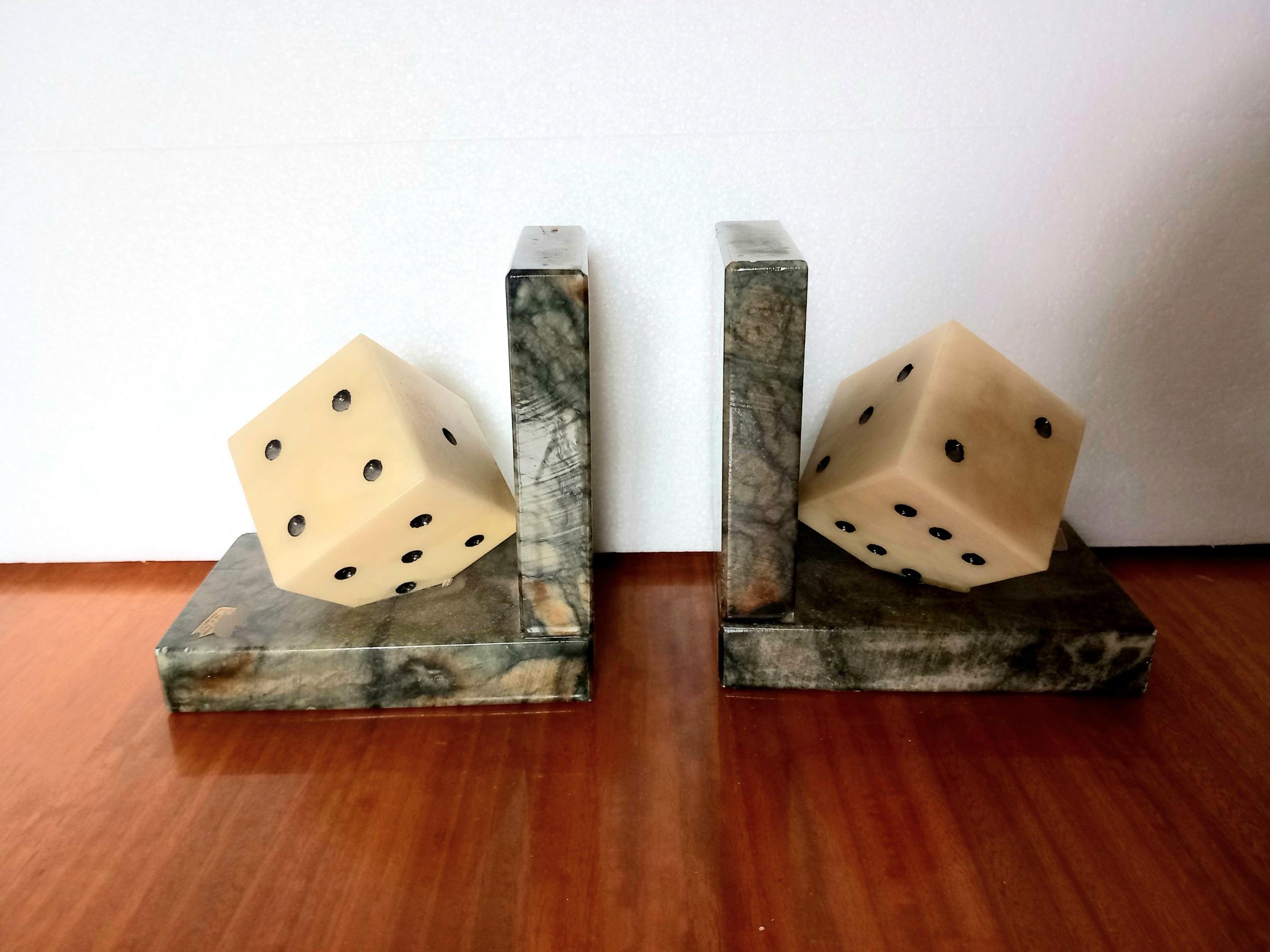 Bookends Pair of Alabaster or Marble Dice-Shaped Spain 20th Century For Sale 3